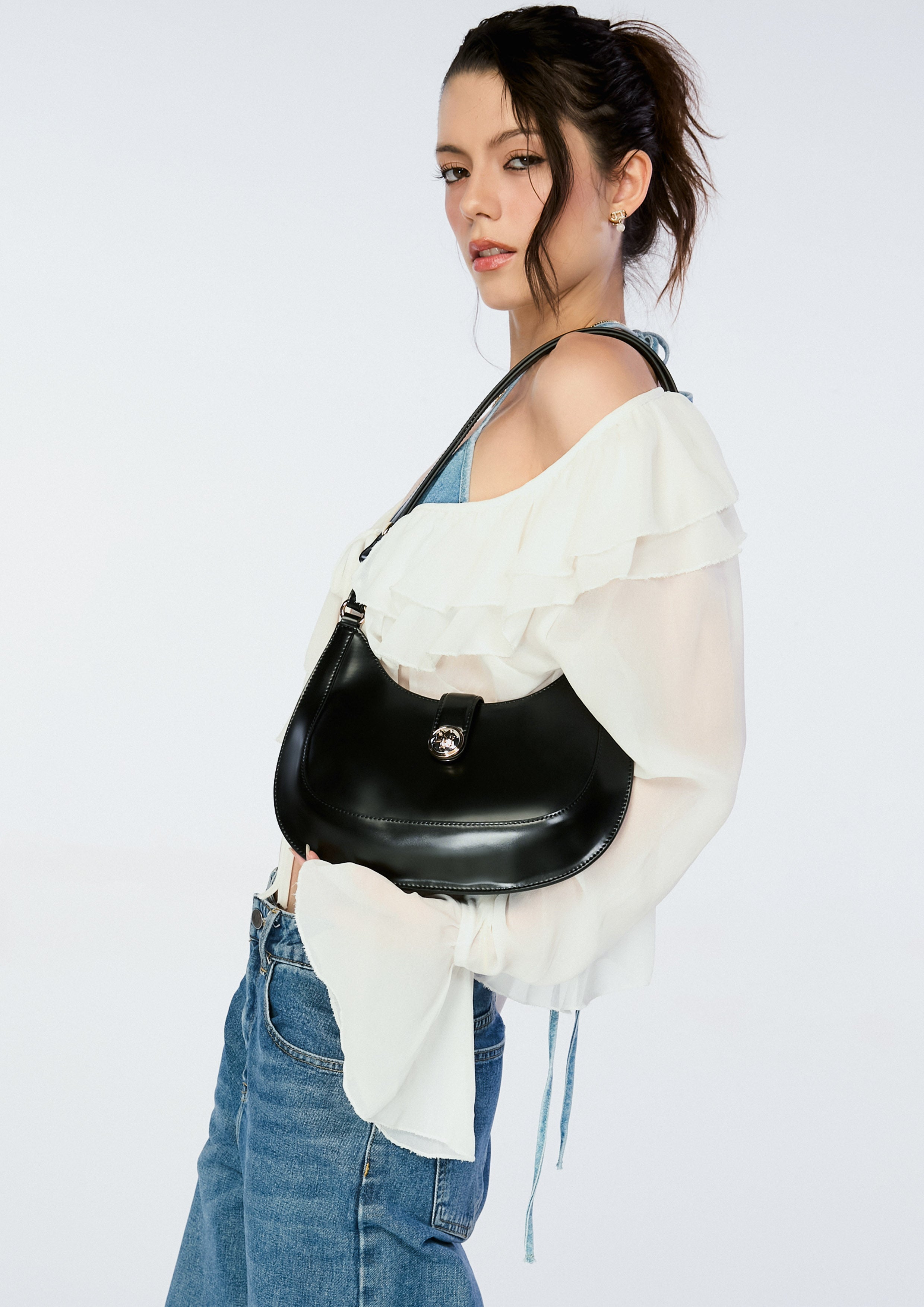 Venus M Shoulder Bag - Black