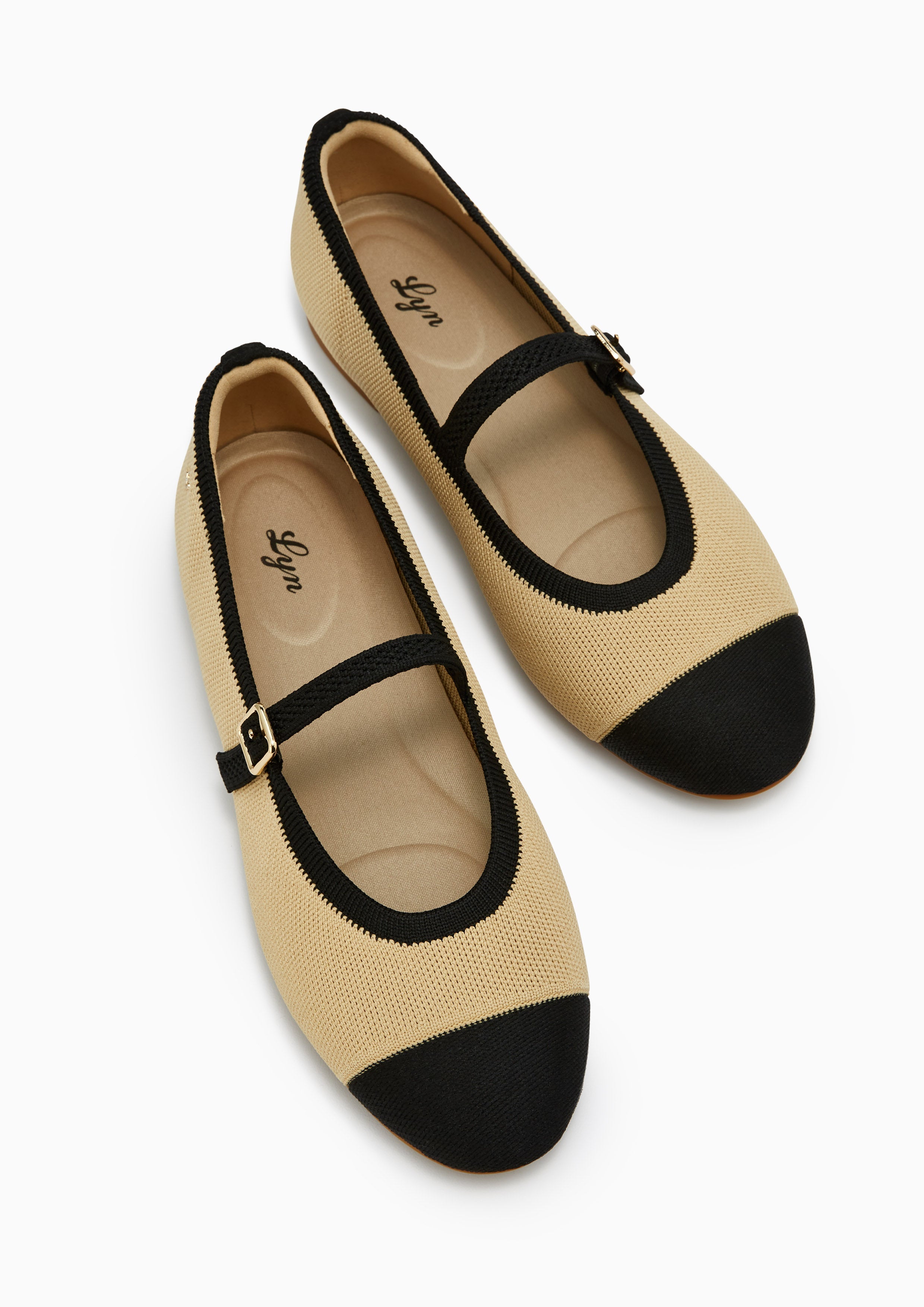Grace Flats And Sandals - Beige
