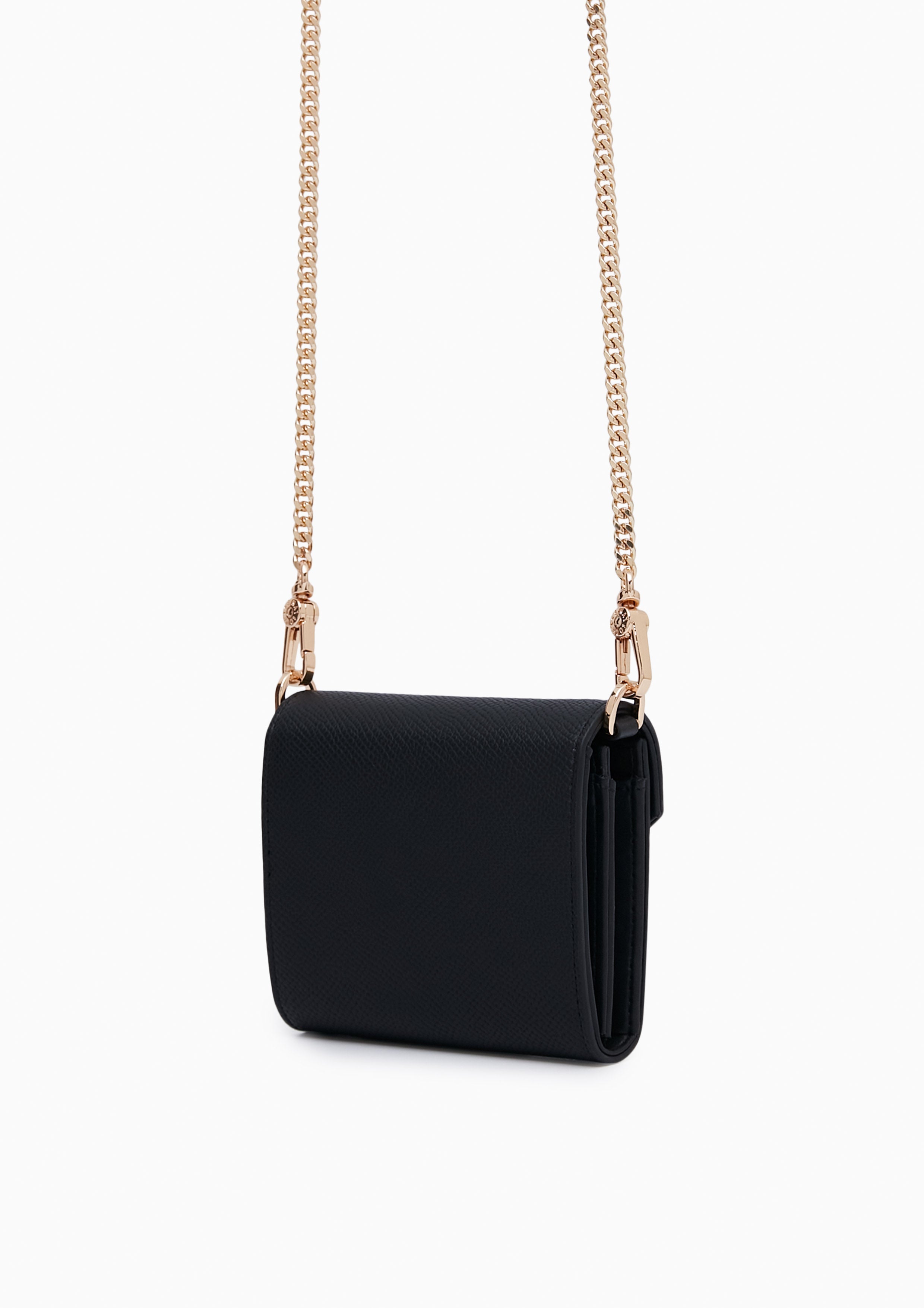 Andera Short  Wallets On Chain - Black