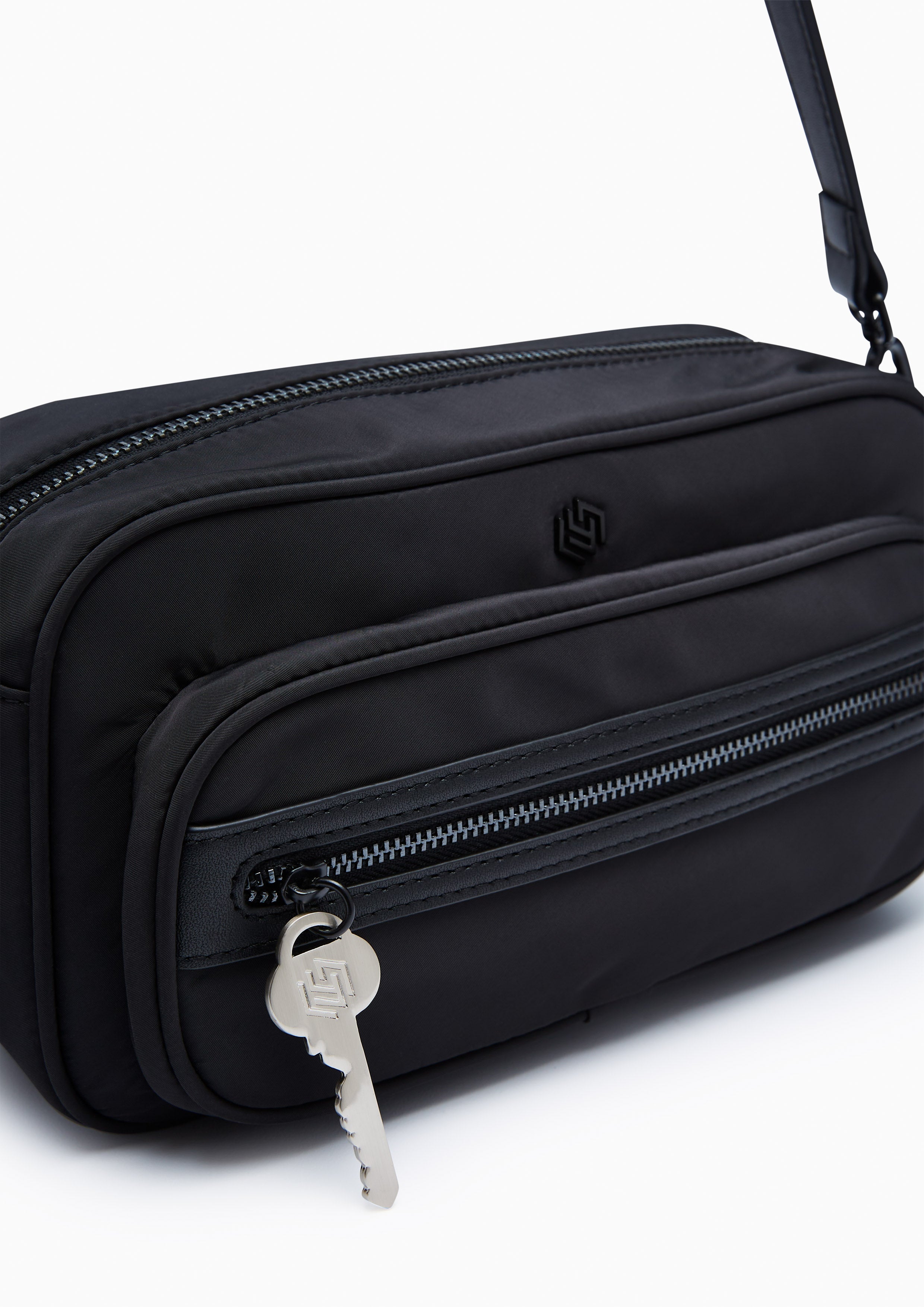 Duncan Shoulder Bag - Black
