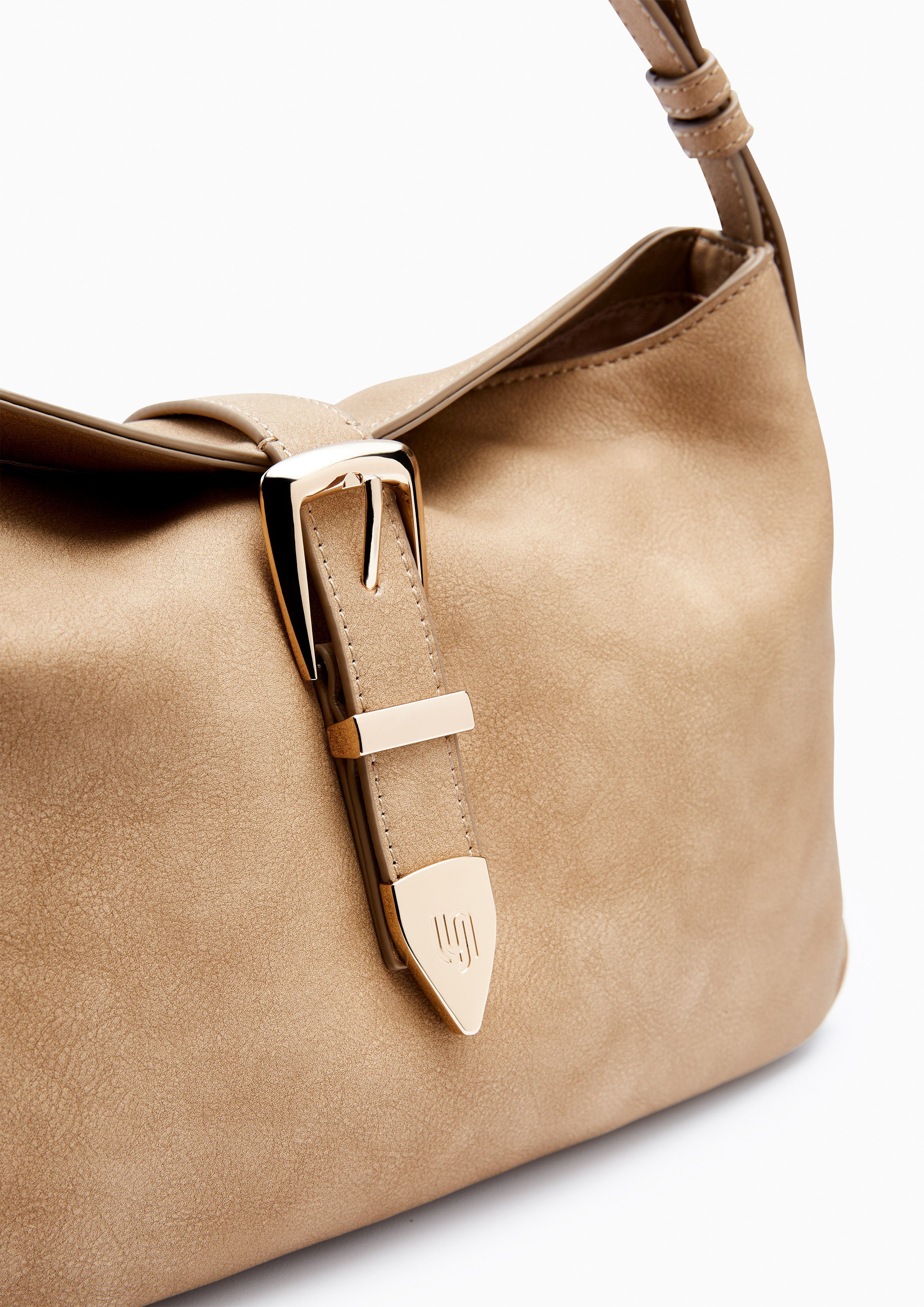 Luky Lu  M Shoulder Bag - Beige