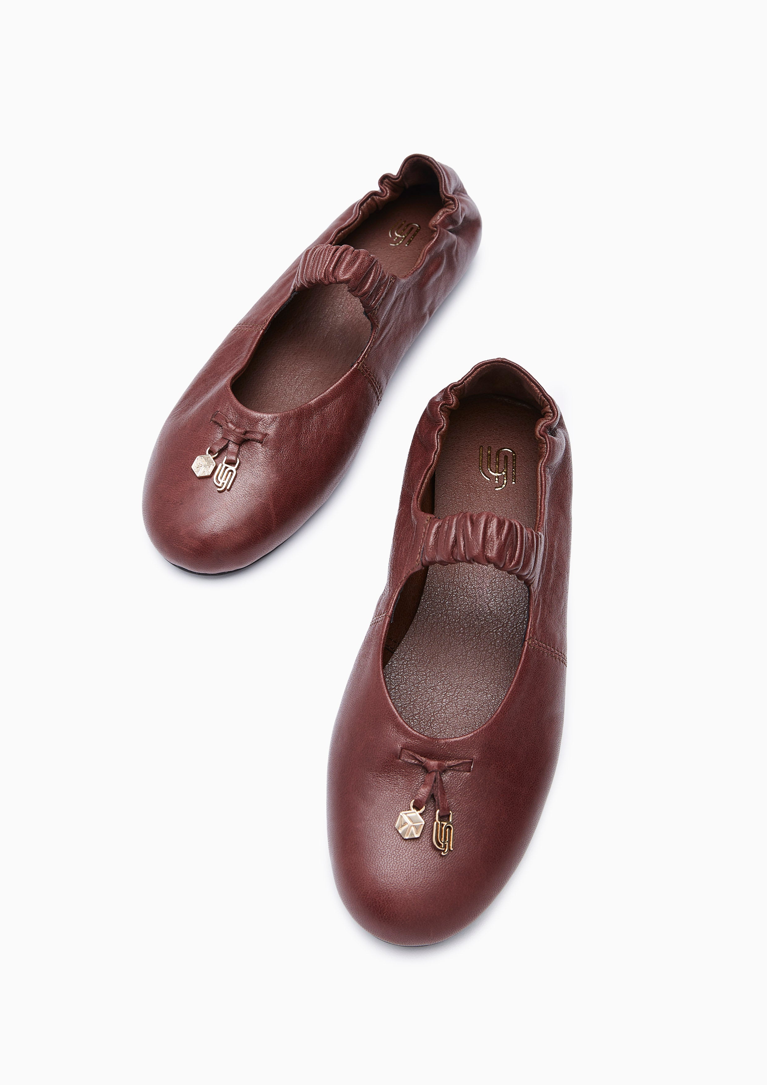 Mocha Infinite Flats And Sandals - Dark Red