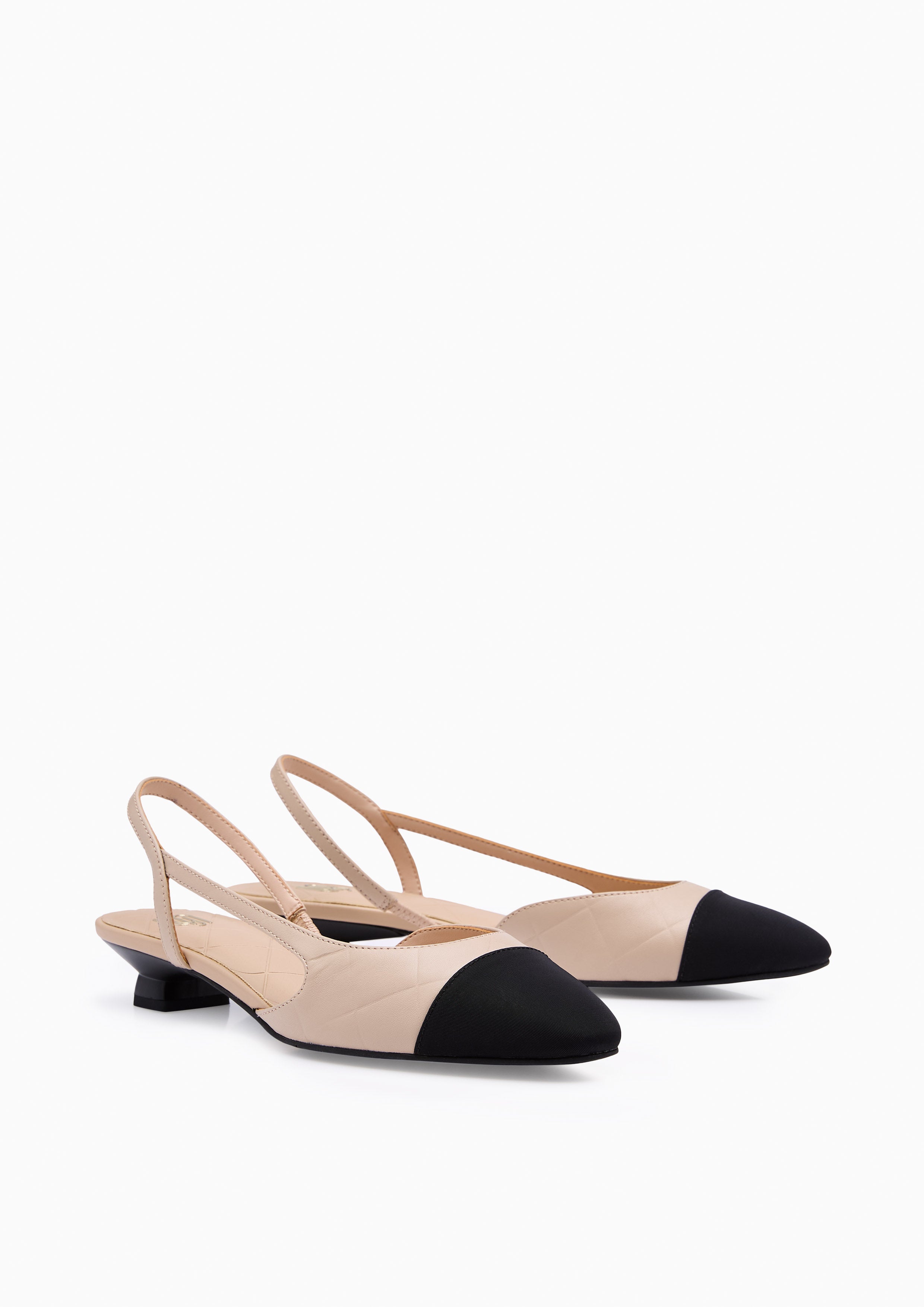 Lucia Infinite Flats And Sandals - Beige