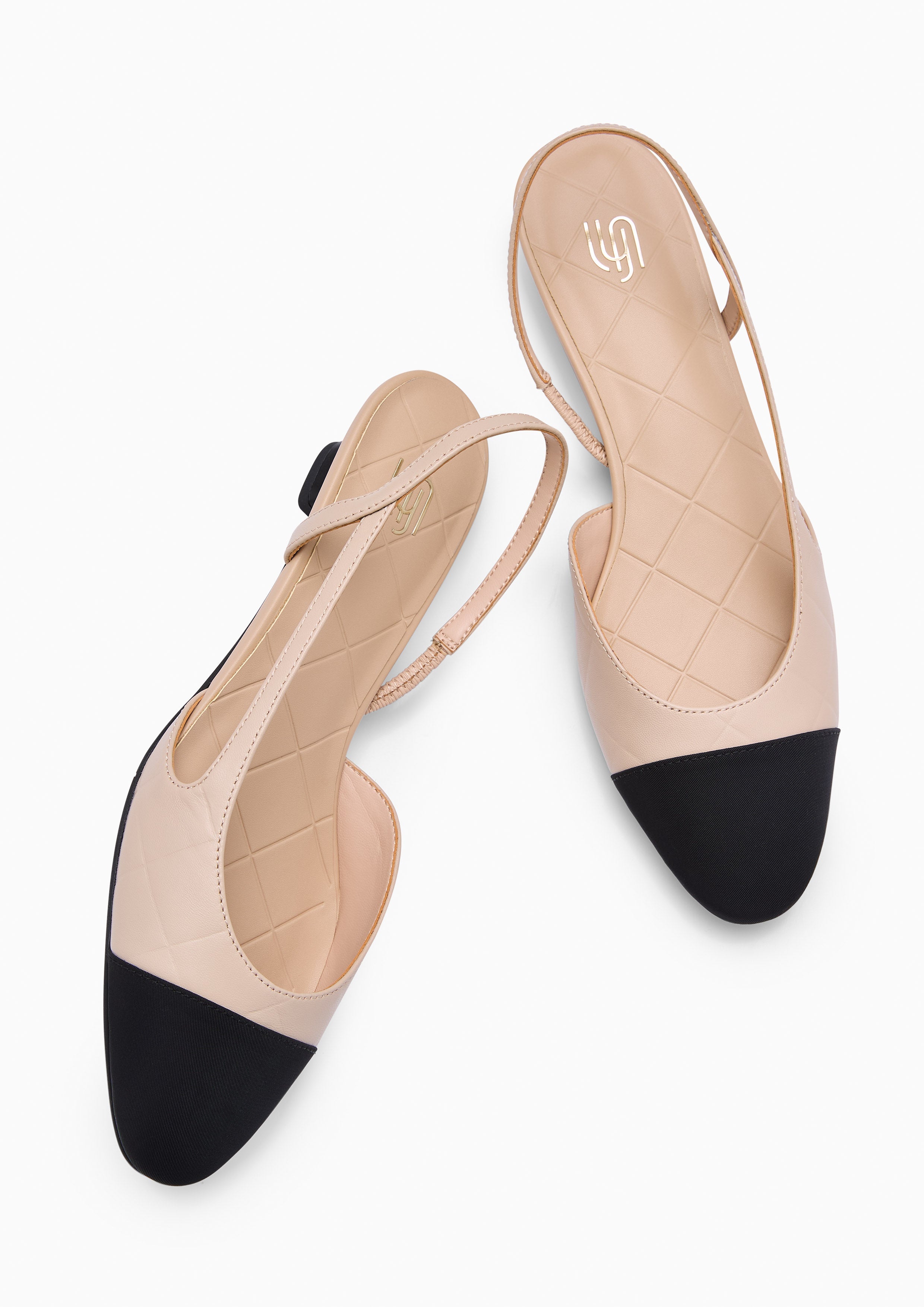 Lucia Infinite Flats And Sandals - Beige