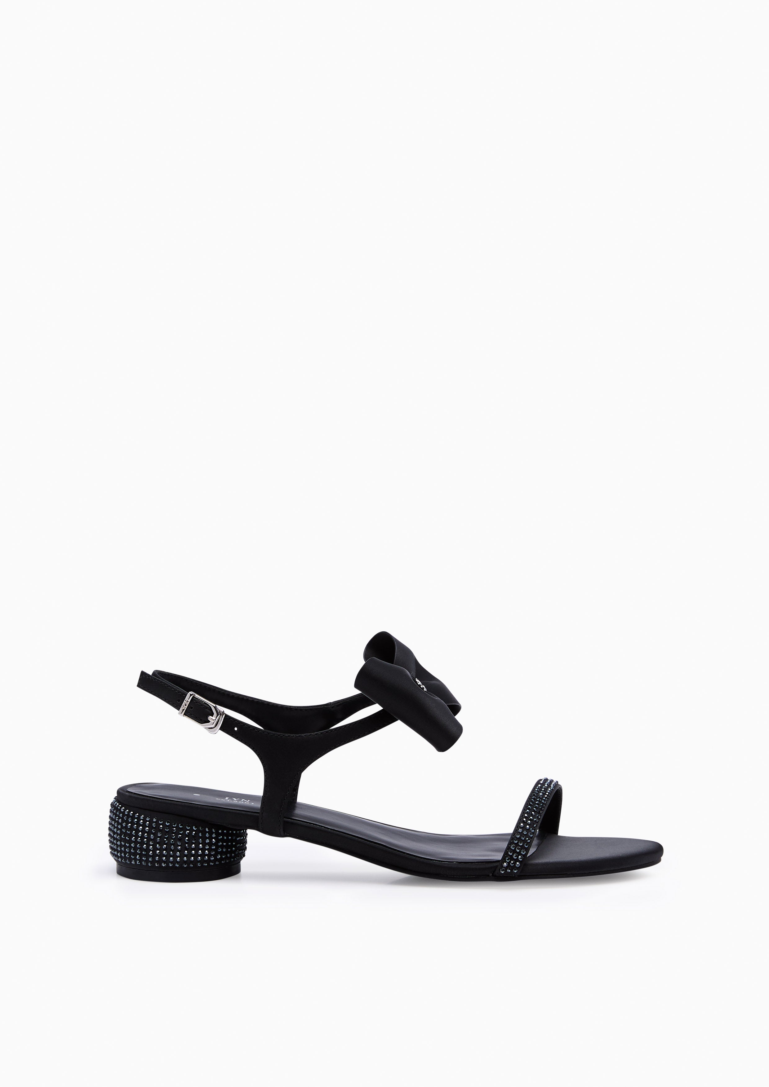 Lulana Flats And Sandals - Black