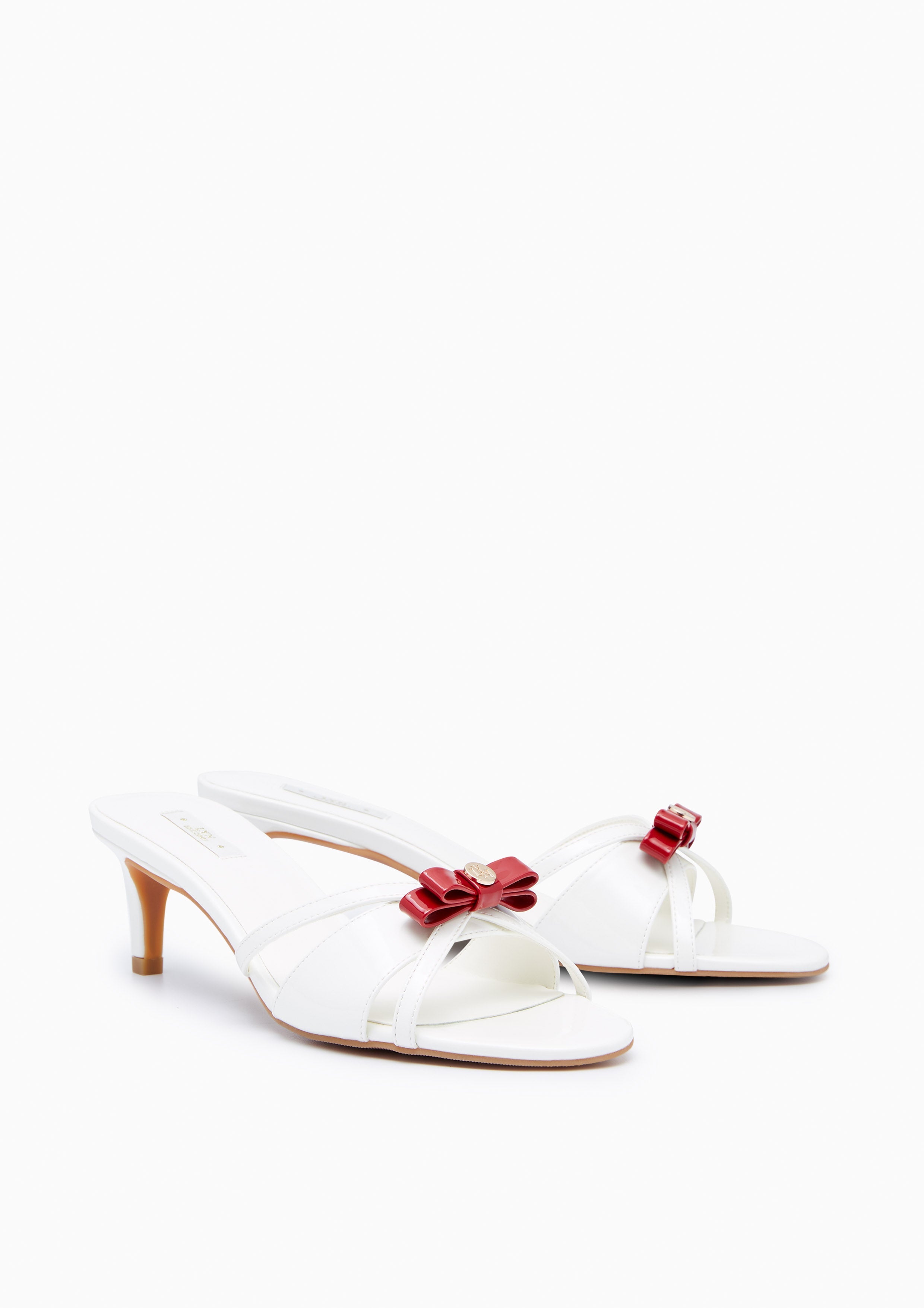 Tileen Flats And Sandals - White