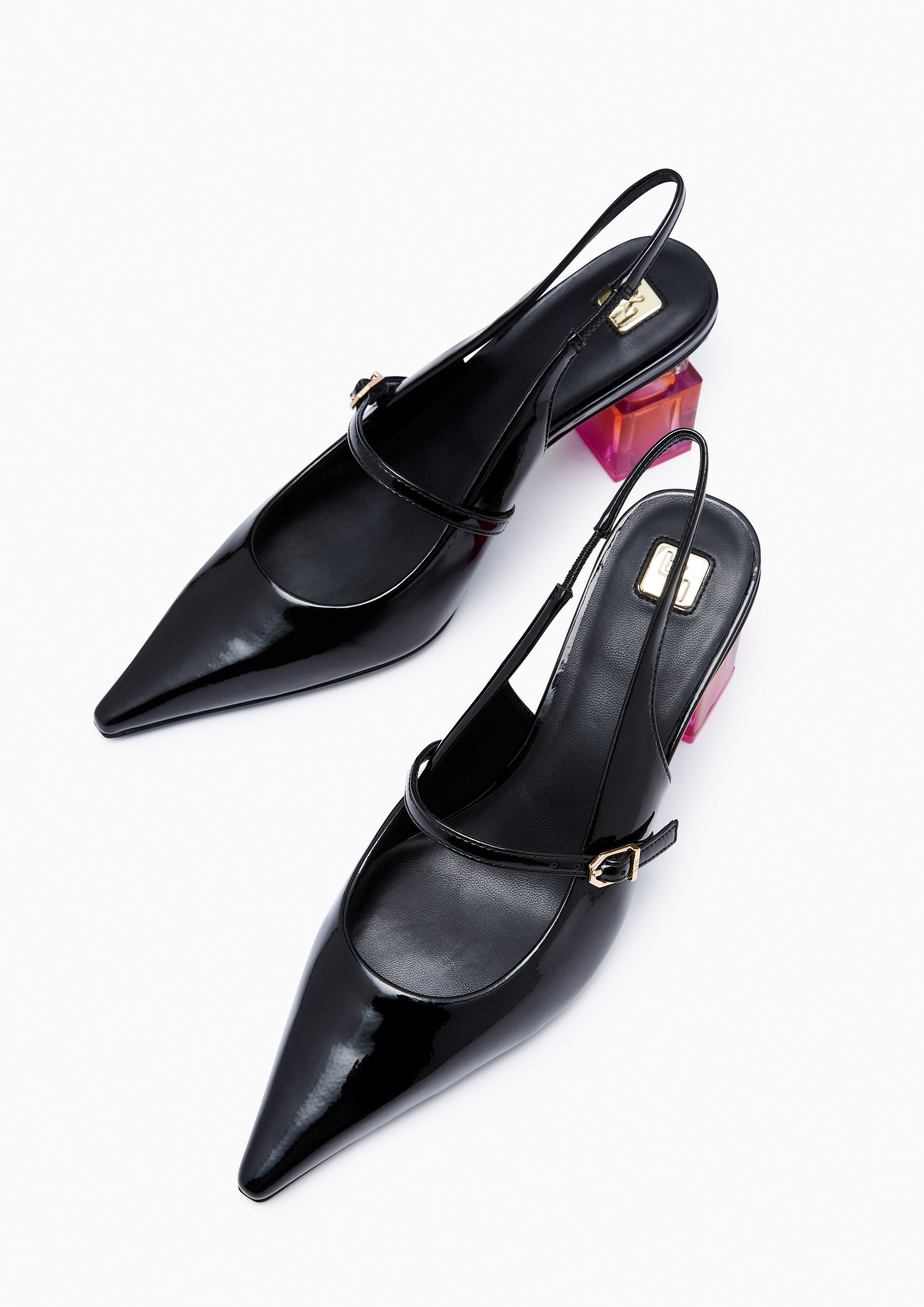 Tash Flats And Sandals - Black