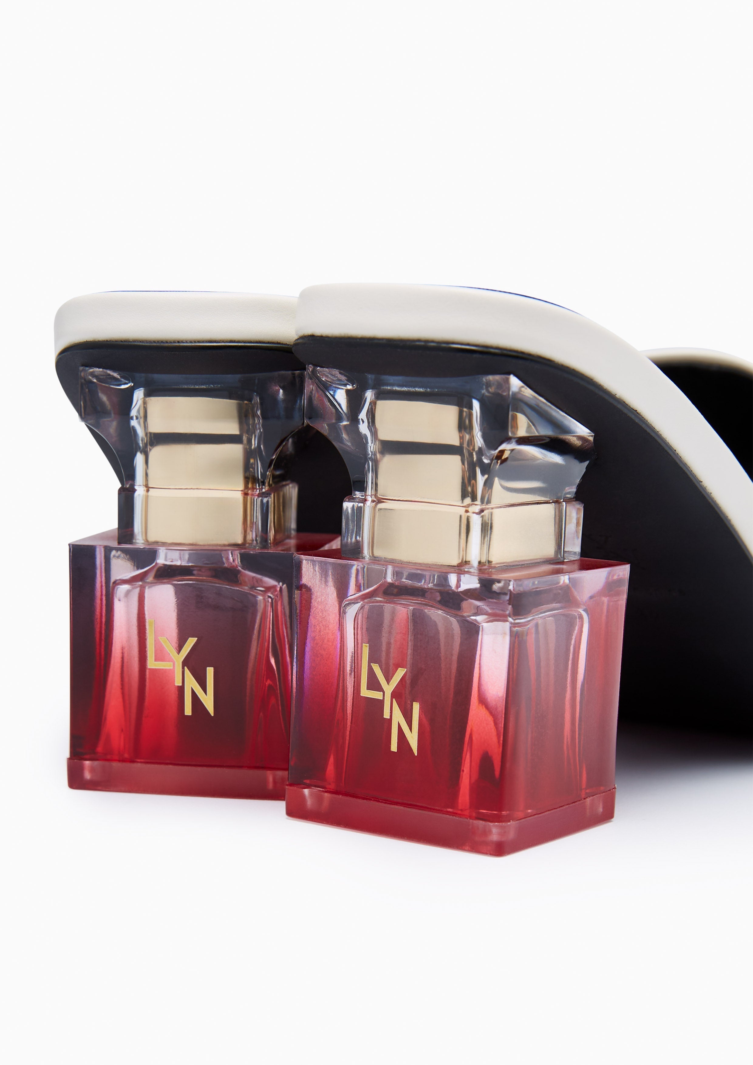 Tish Flats And Sandals - Off-White