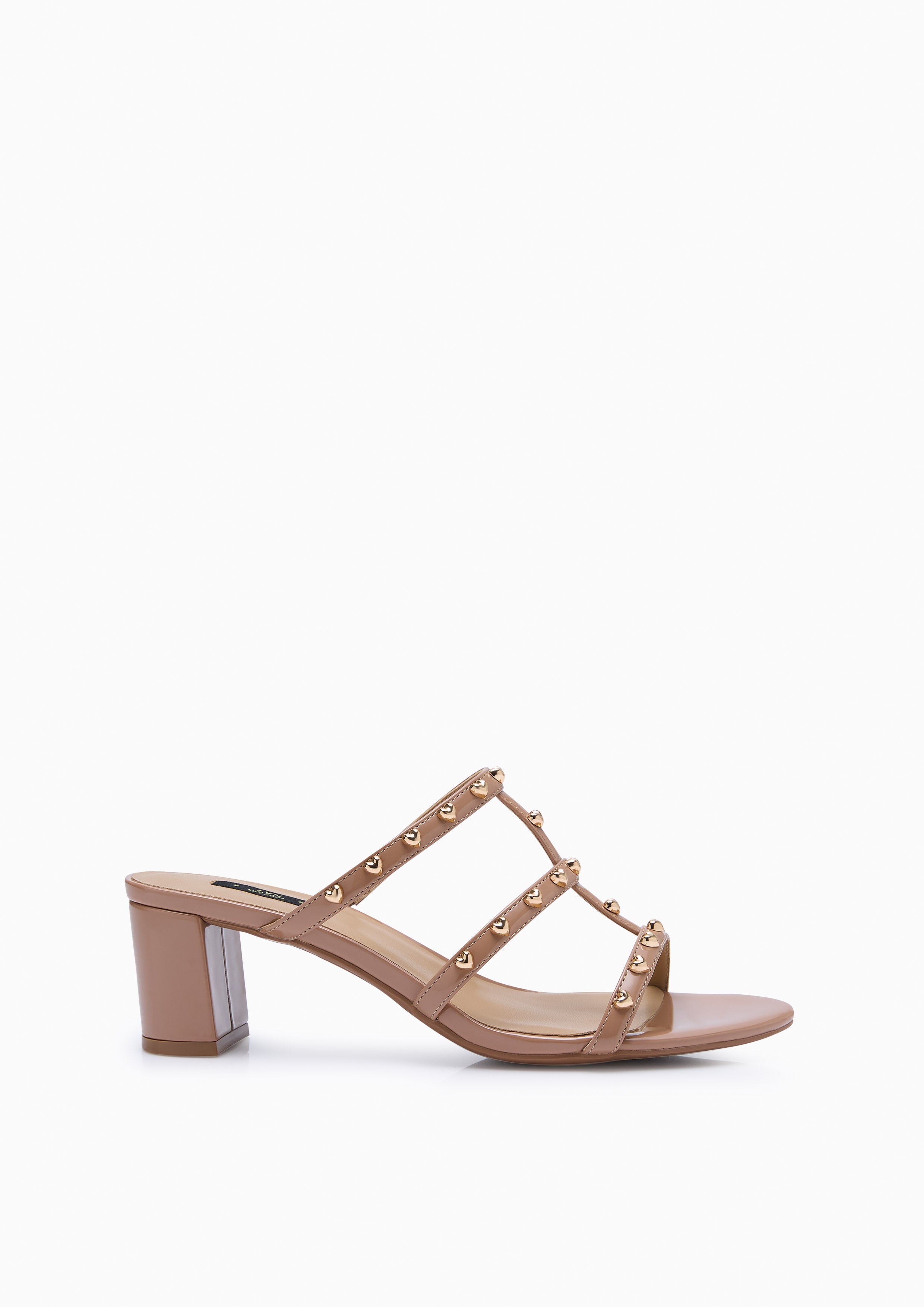 Linda Love Flats And Sandals - Caramel