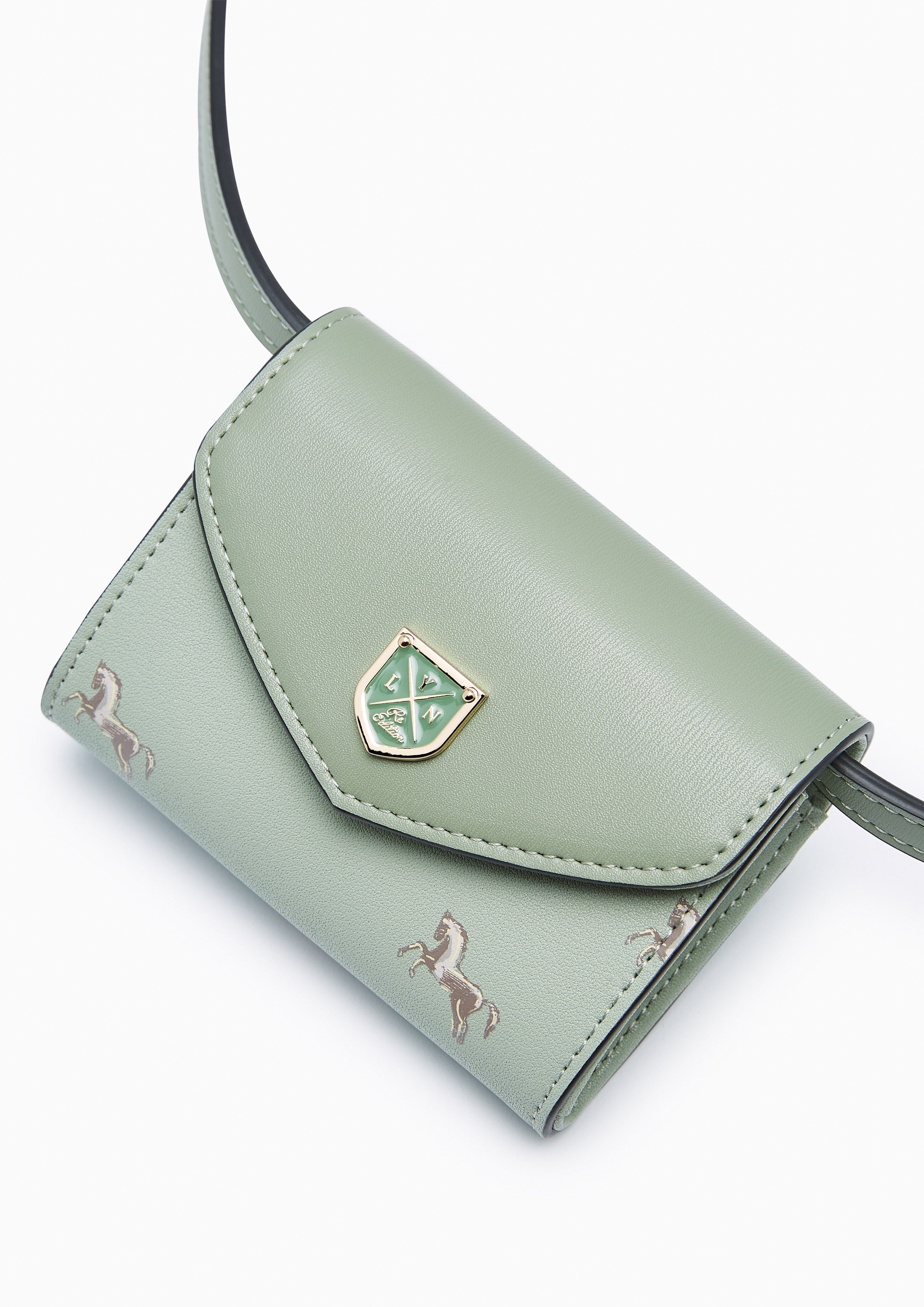 Re-Edit Mustang Short Wallet On Chain - Printed Green