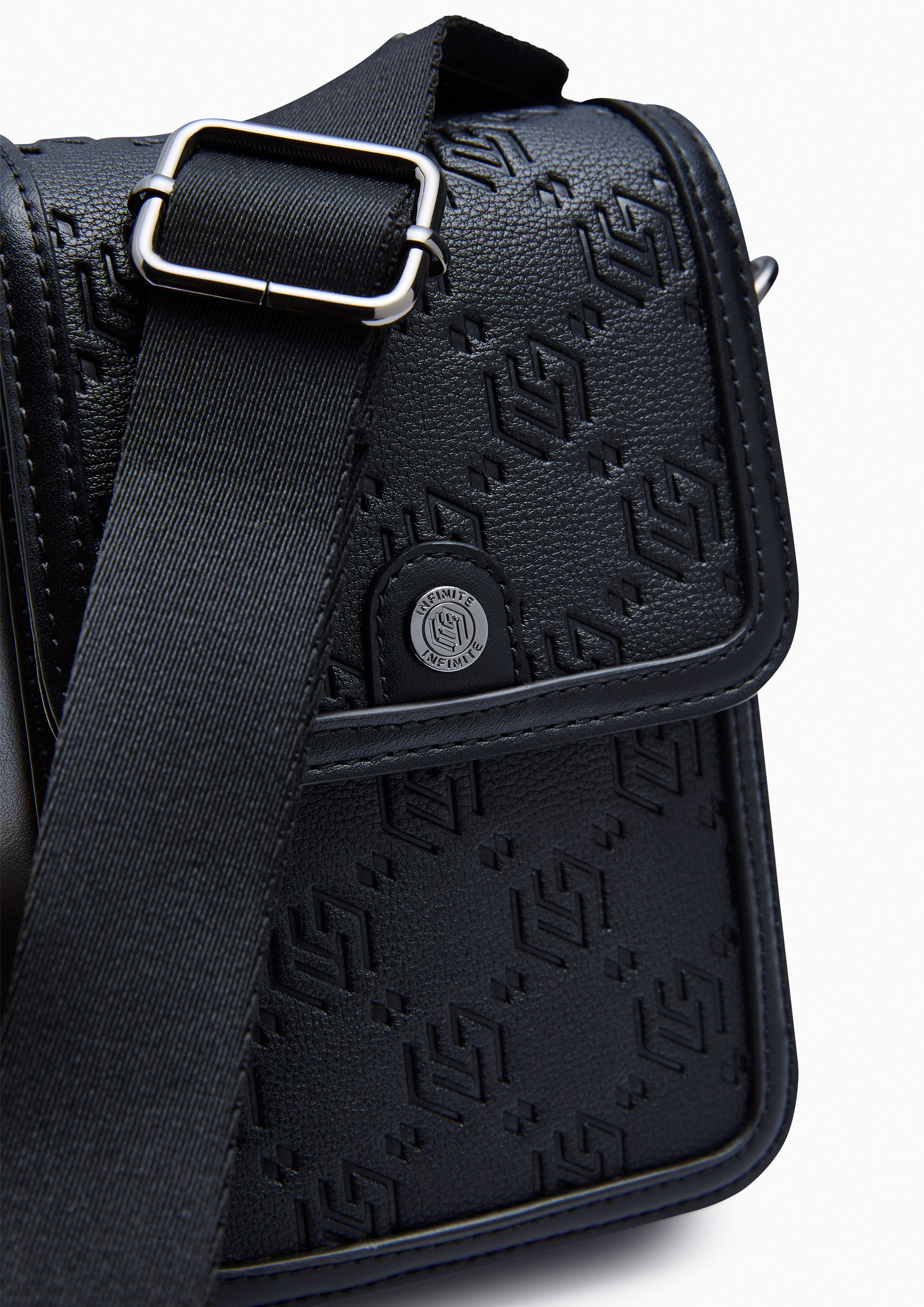 Zoll Infinite Vertical  Crossbody Bag - Black