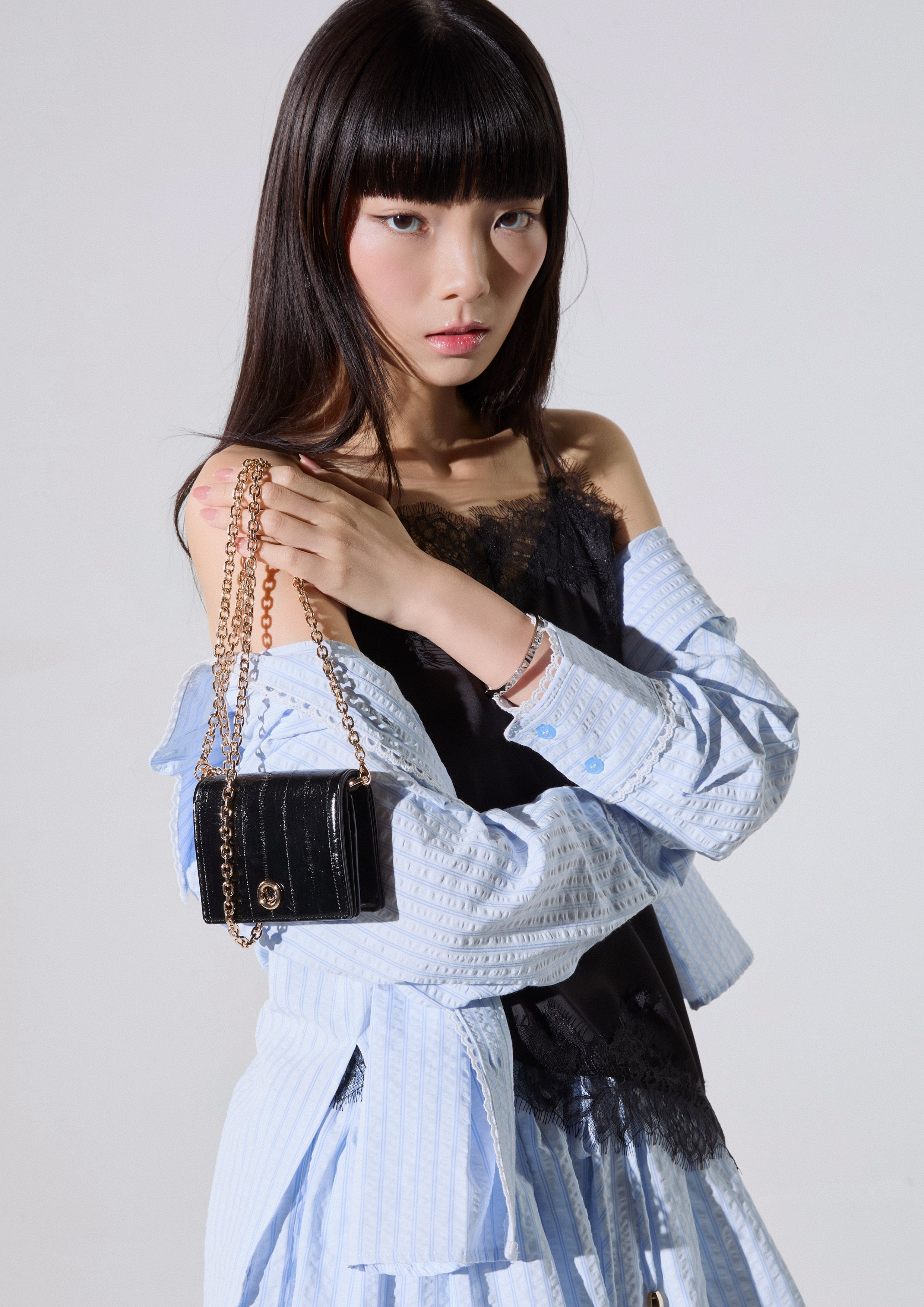 Ringo Short Wallet On Chain - Black