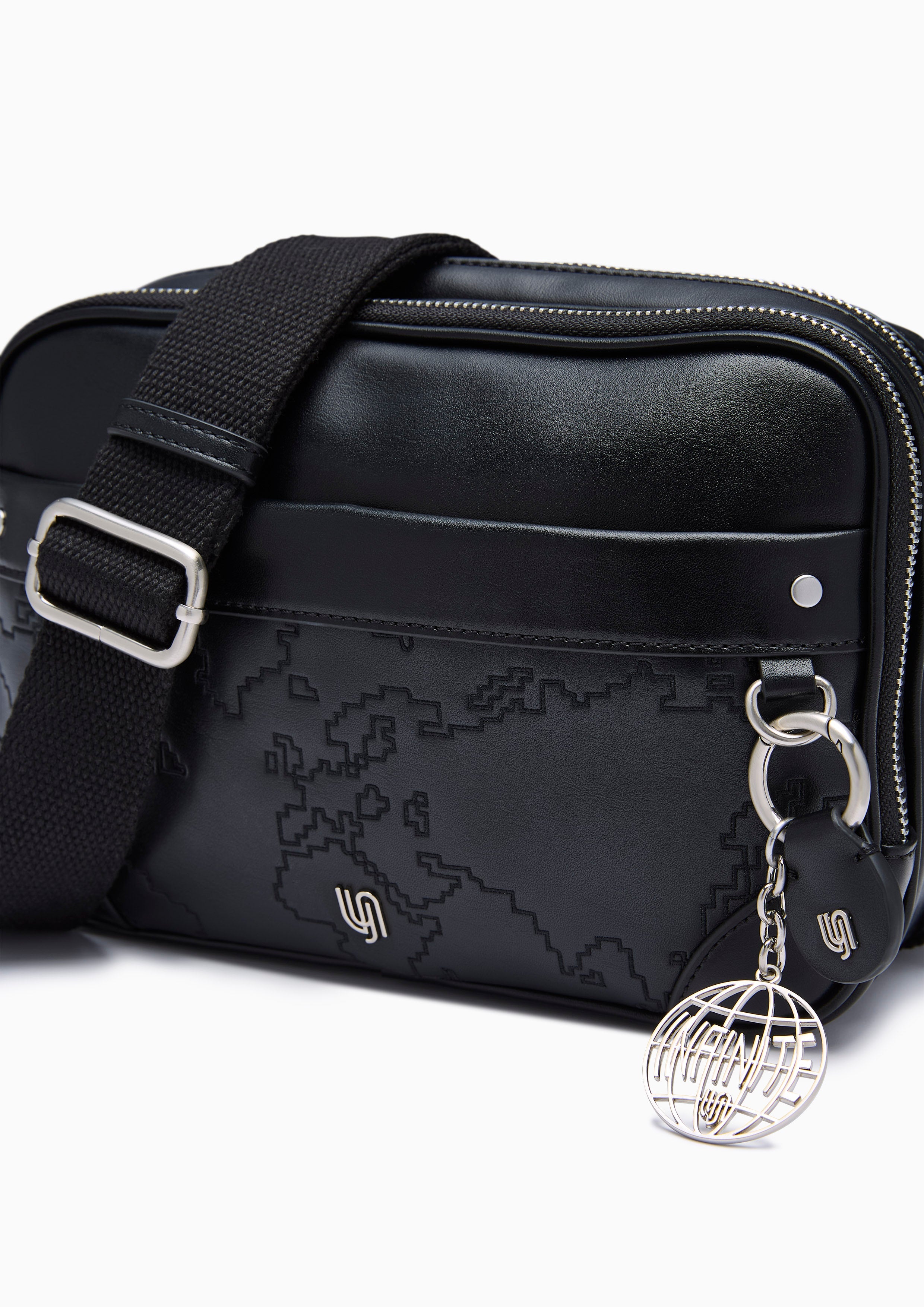 Atlas Infinite  M Crossbody Bag - Black