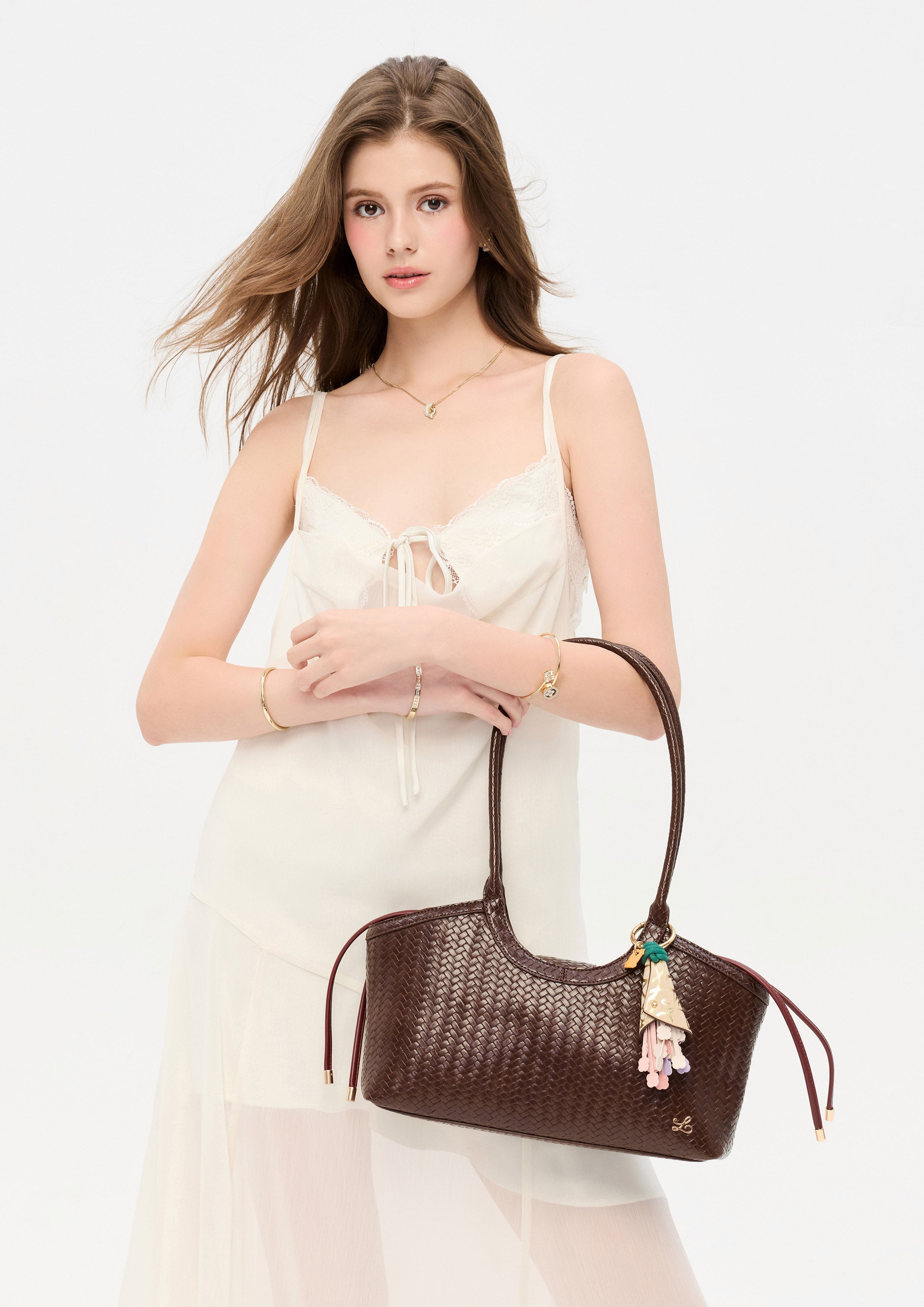 Snappy Handle M Handbag - Dark Brown