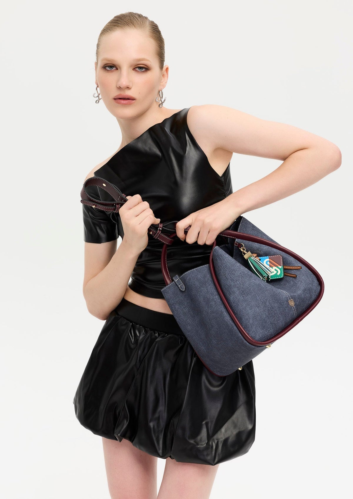 Parker Infinite L Shoulder Bag - Blue Variation 2