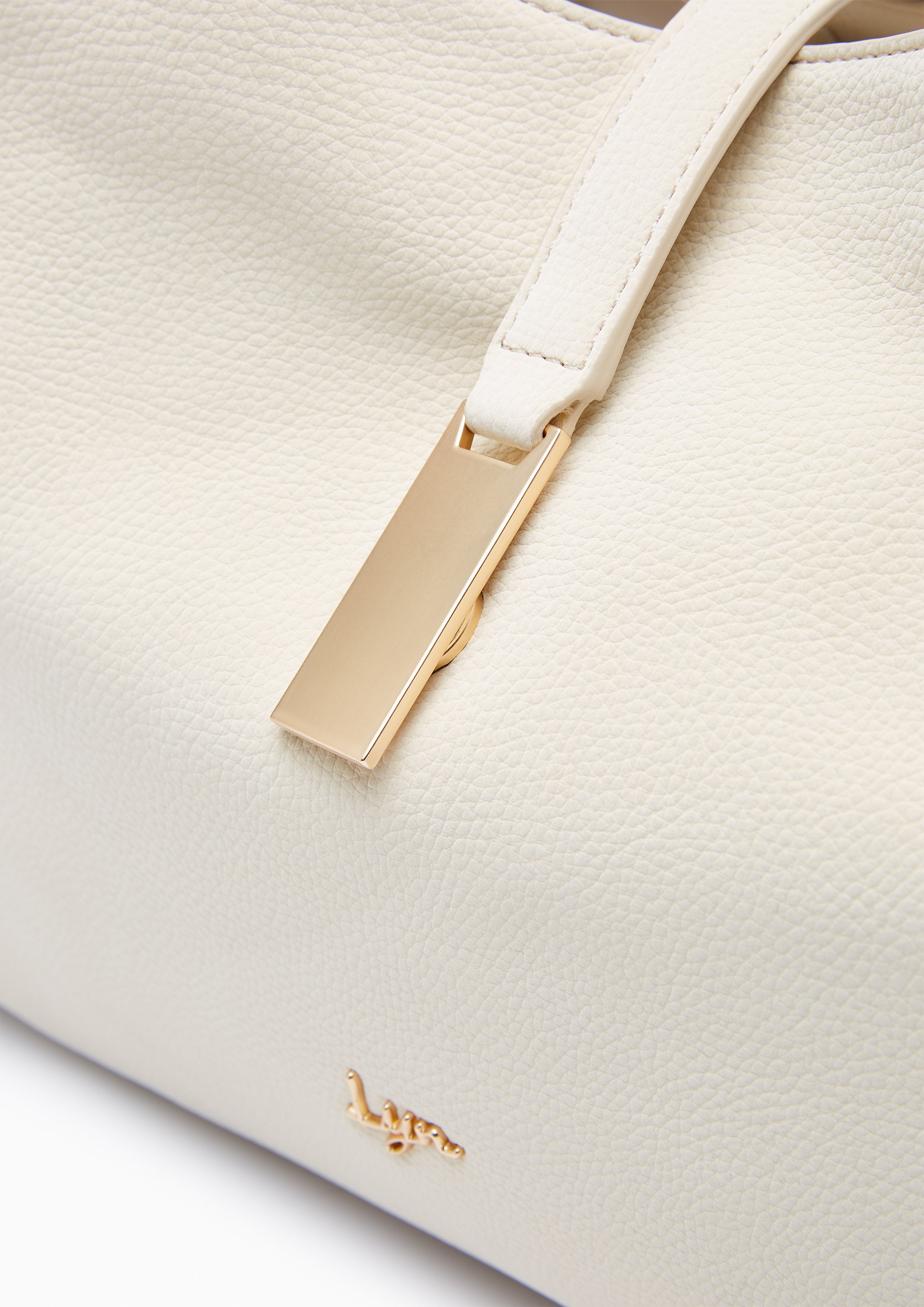 Evilly  L Shoulder Bag - Ivory