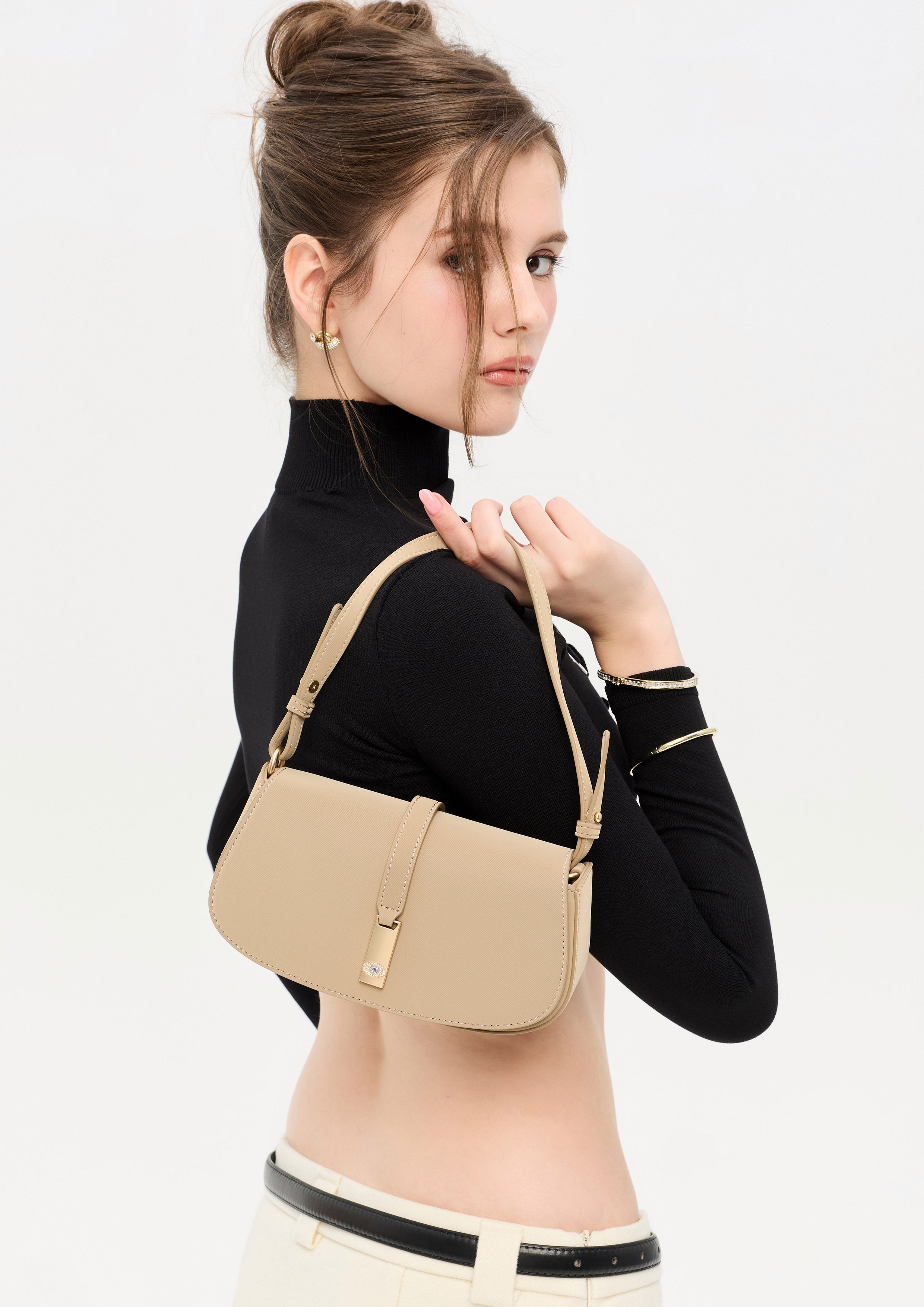 Evilly   Shoulder Bag - Beige