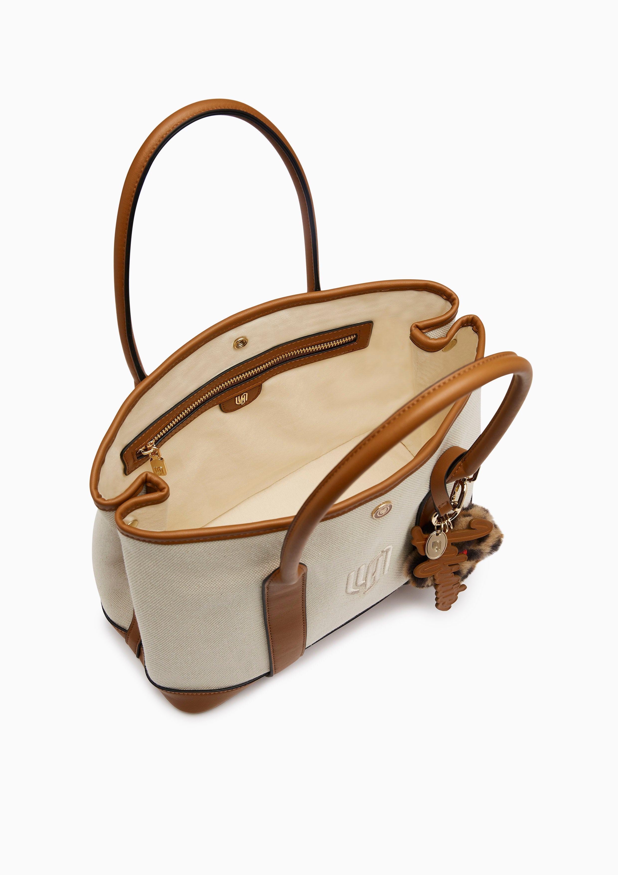 Zuri Infinite Top Handle Xl Handbag - Light Beige