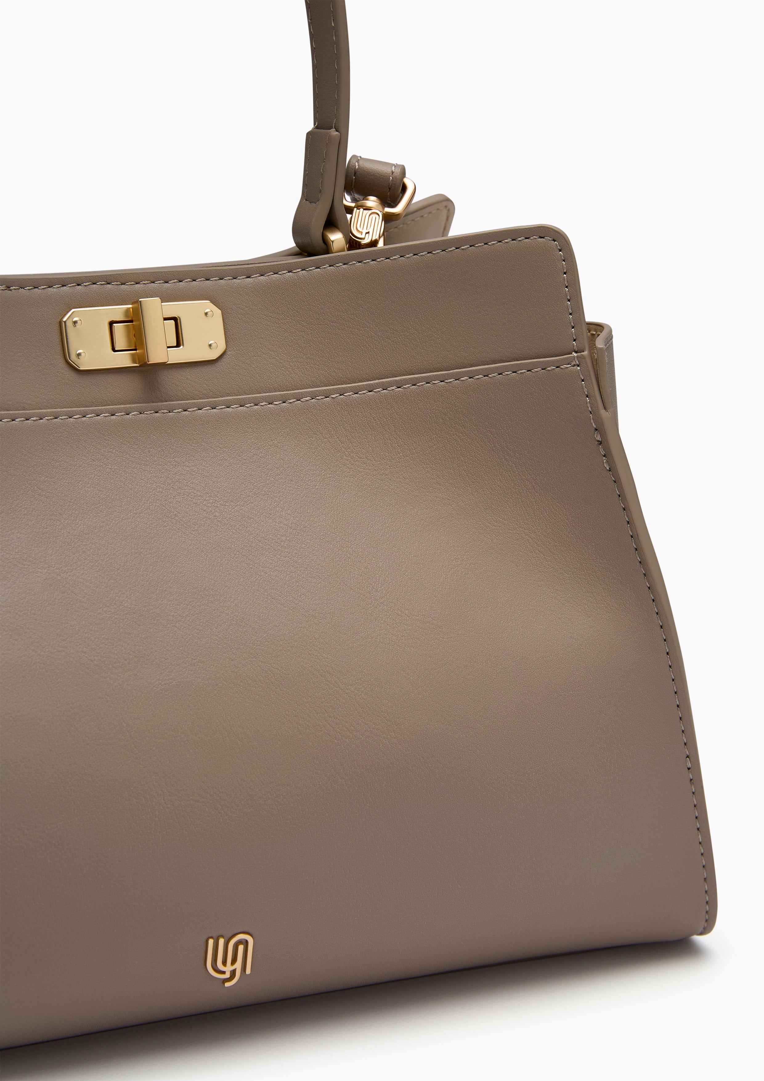 Margot Infinite Top Handle M Handbag - Taupe