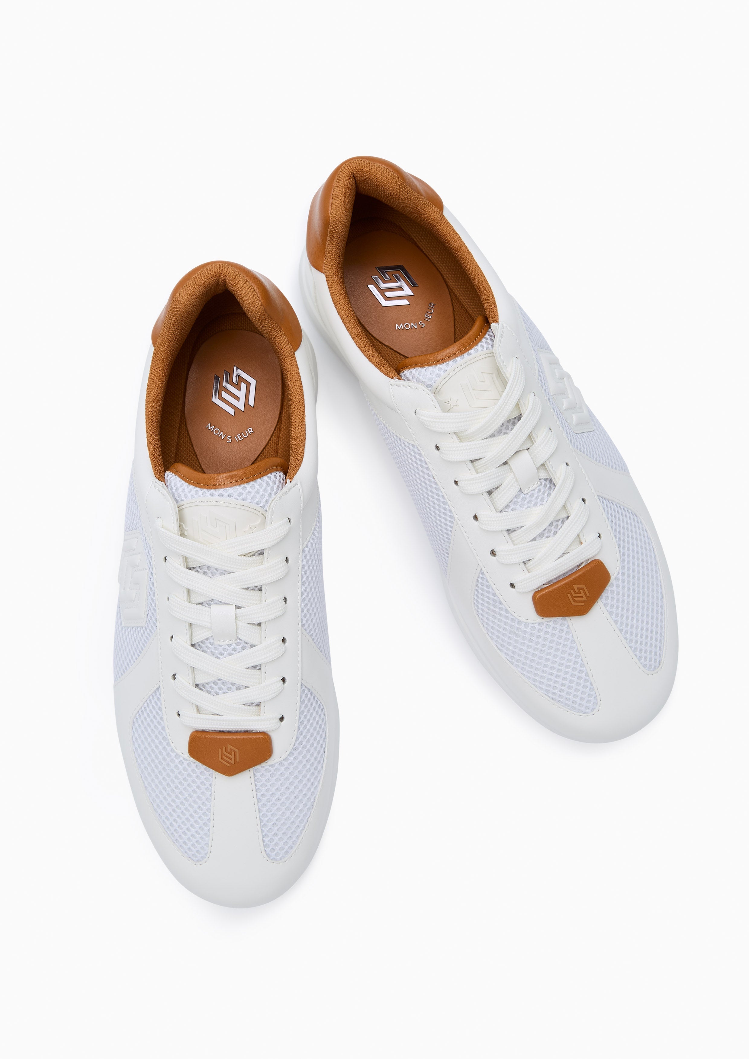 Buddy Infinite Sneakers - White