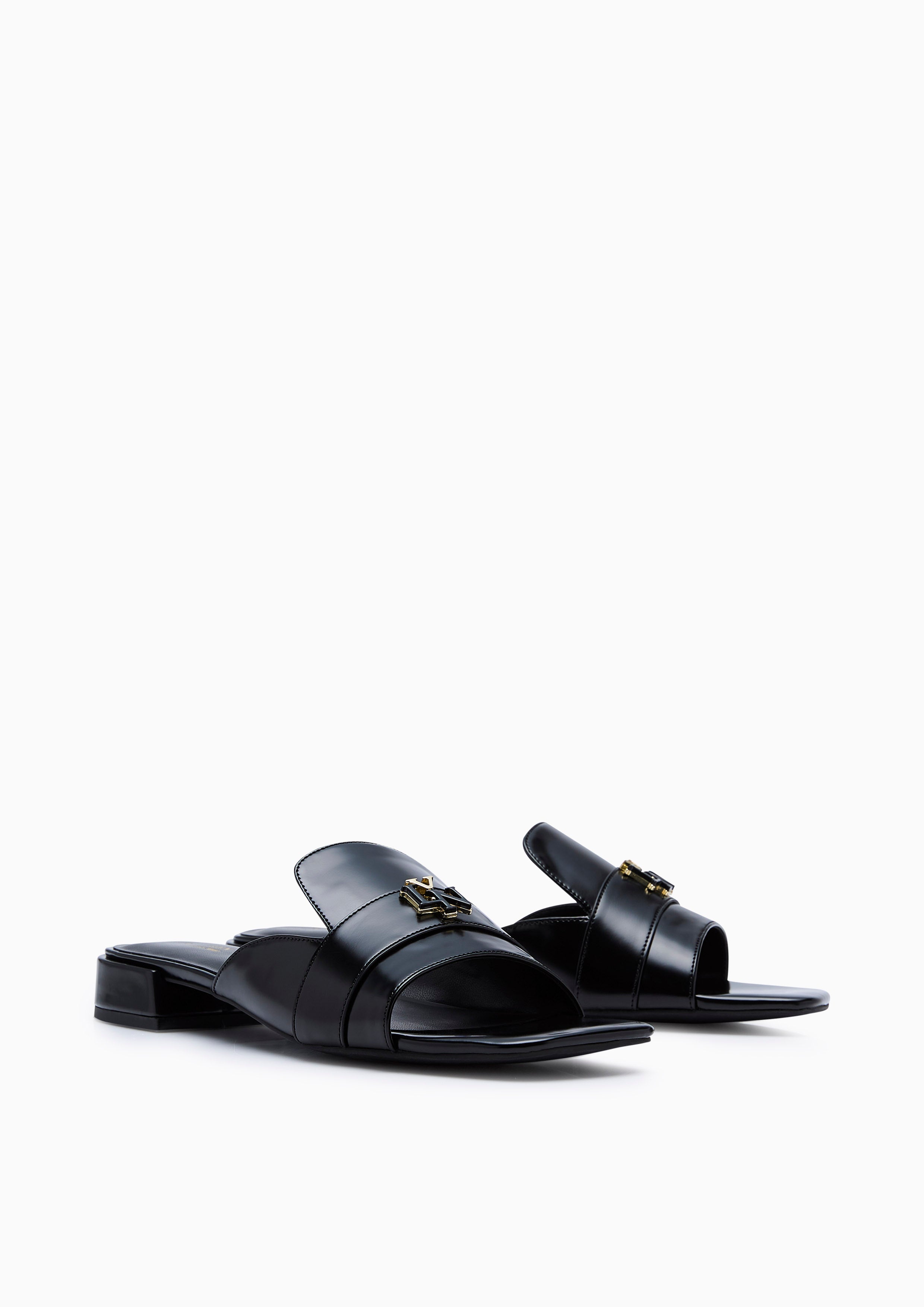 Heidi Sandal Flats And Sandals - Black