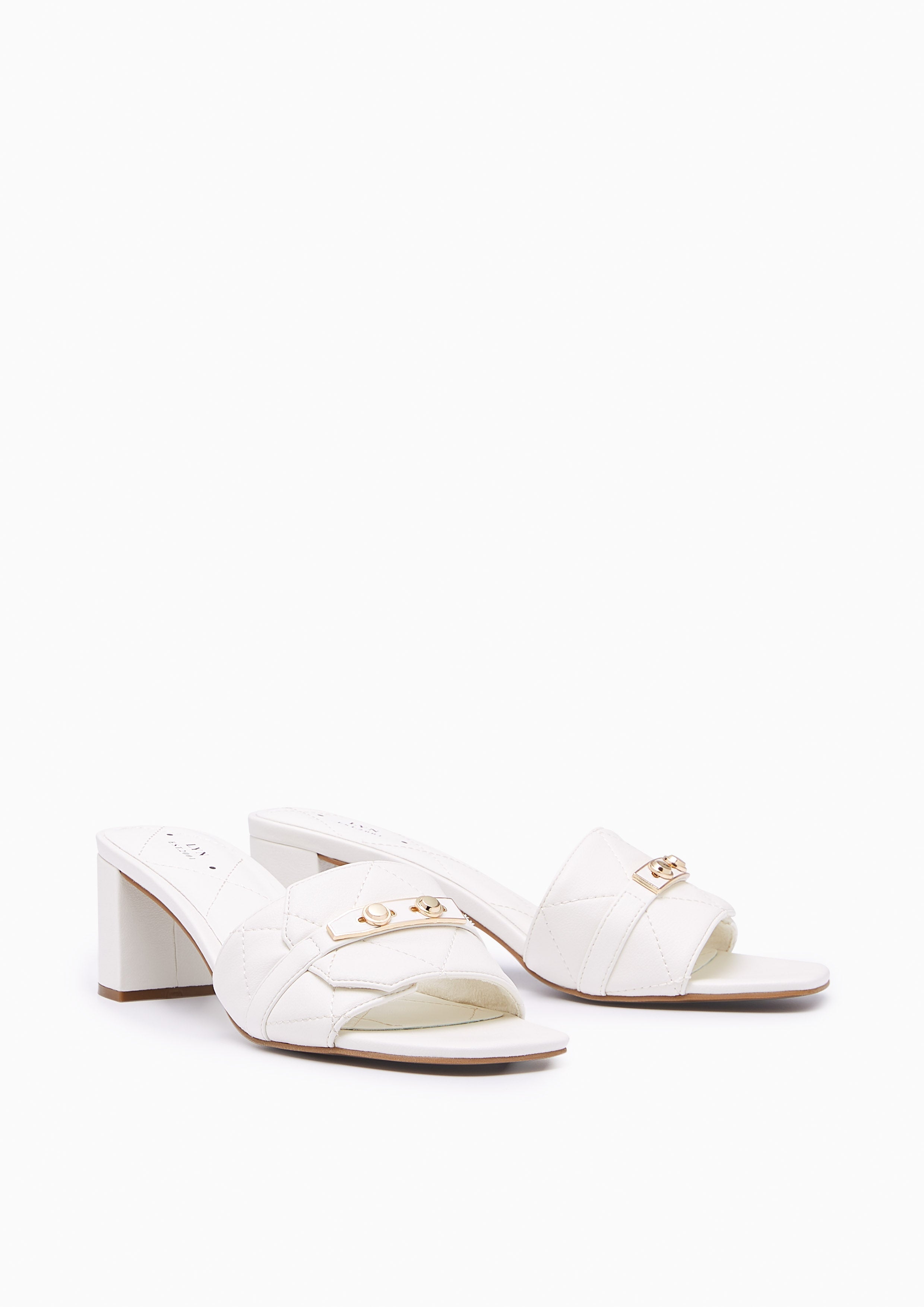 Master Mid Quilt Flats And Sandals - Ivory