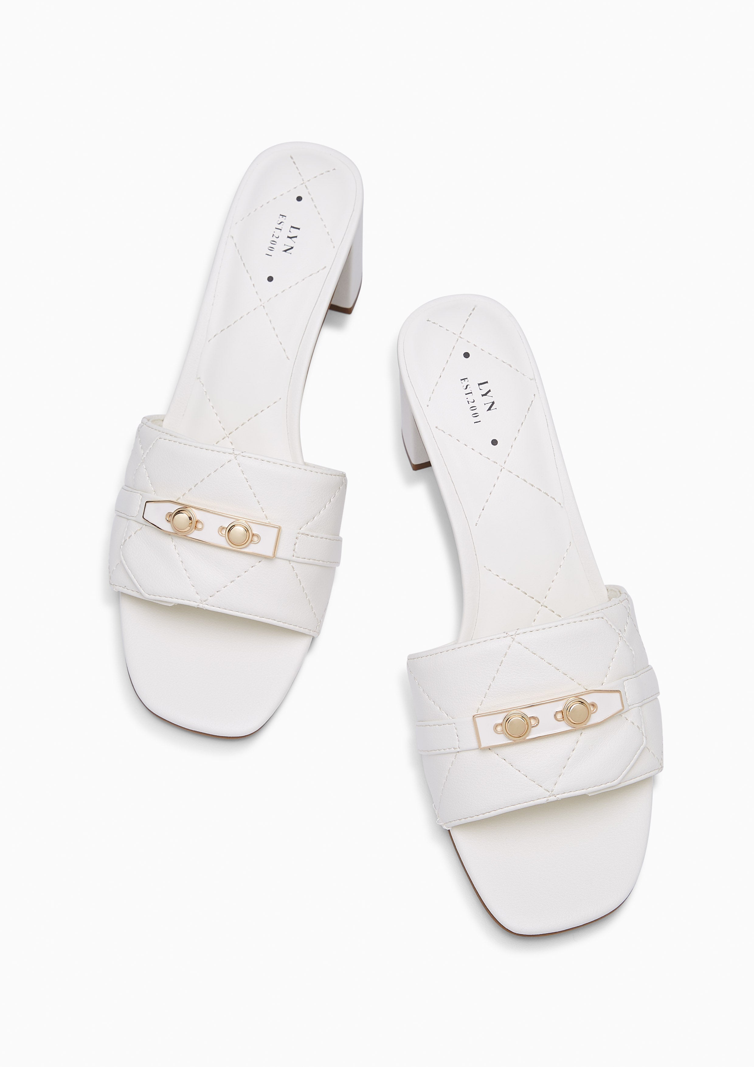 Master Mid Quilt Flats And Sandals - Ivory