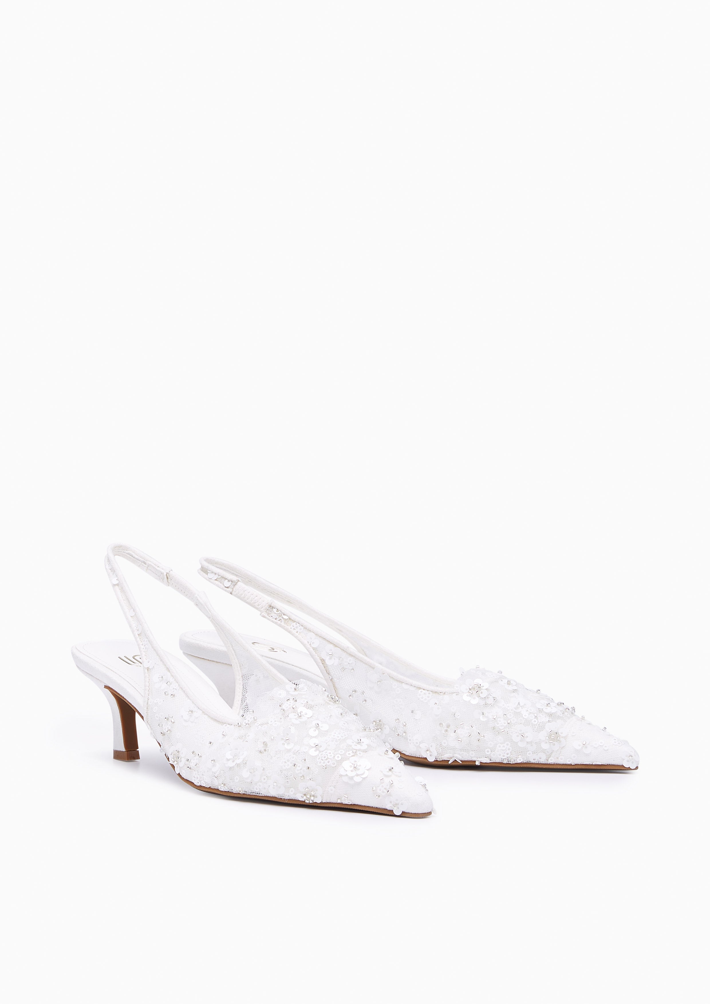 Gredie Infinite Flats And Sandals - White