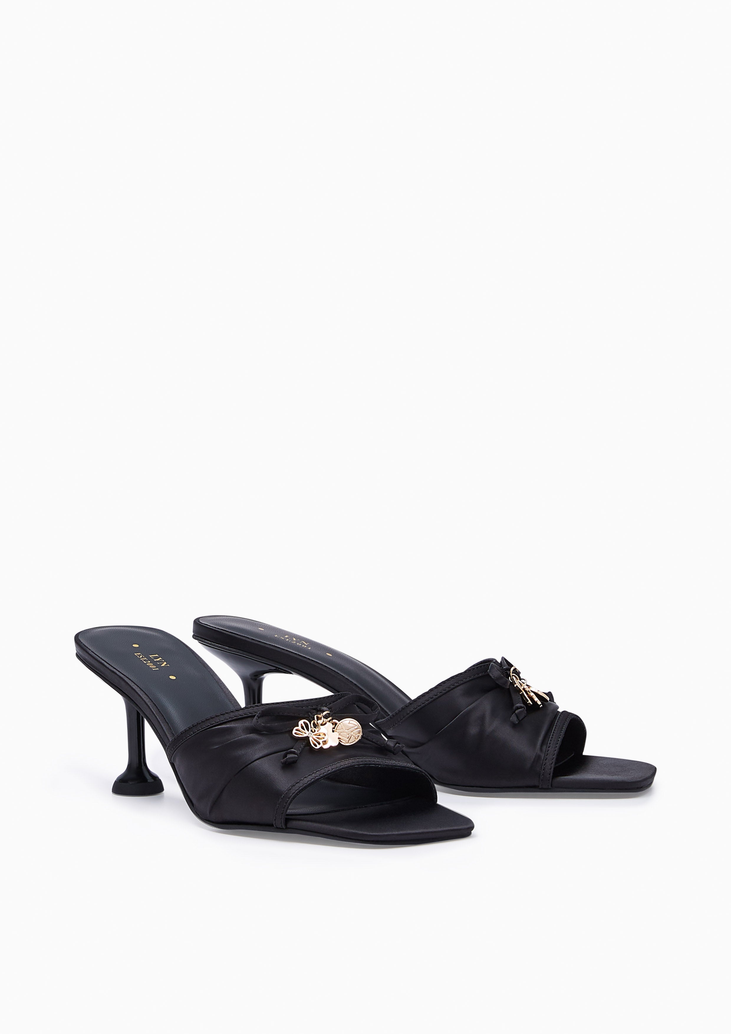 Laurel  Flats And Sandals - Black