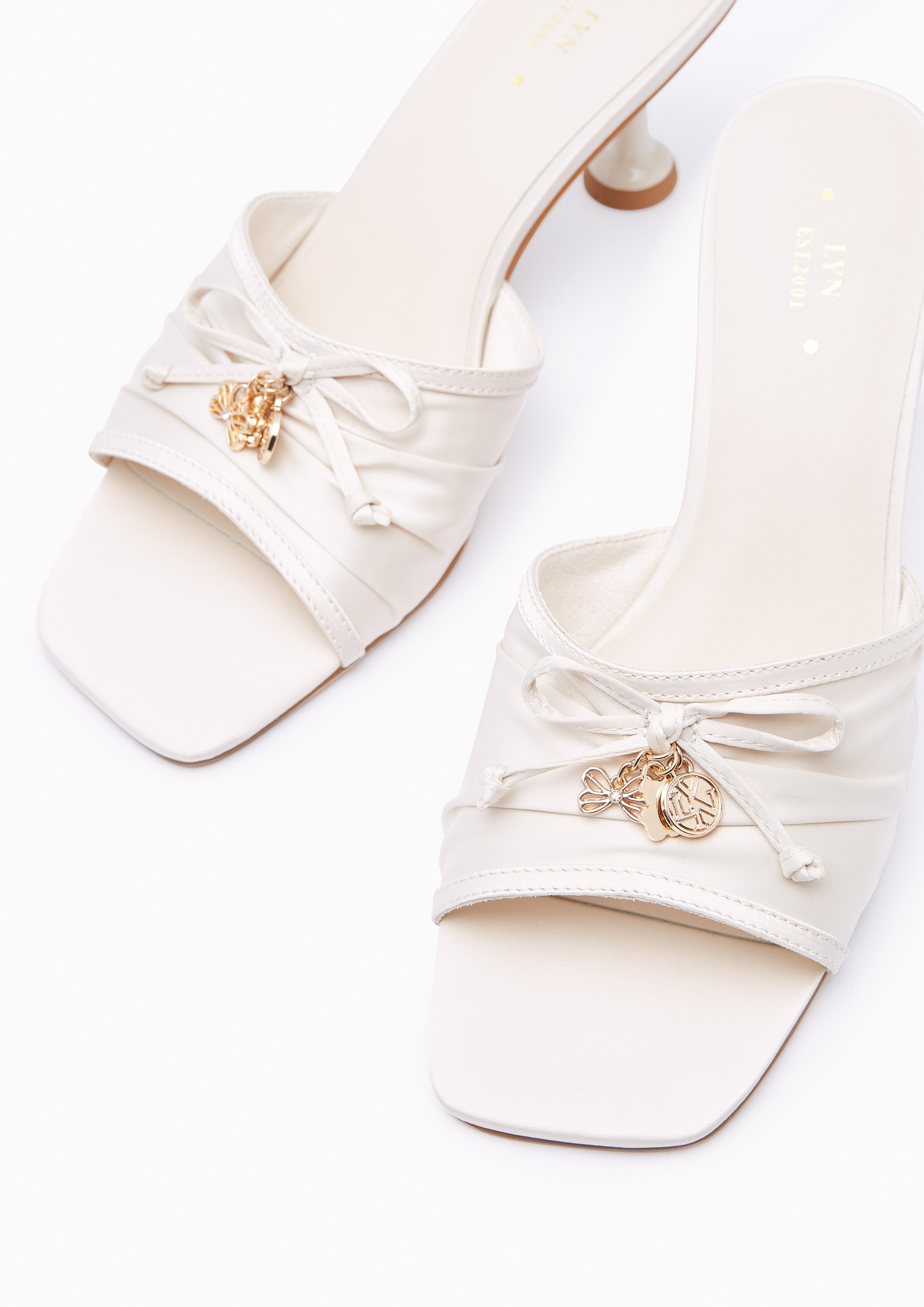 Laurel  Flats And Sandals - Ivory