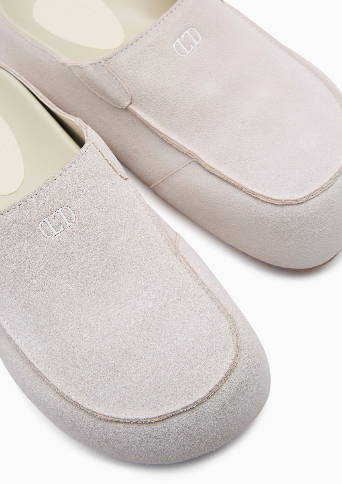 Brody Flats And Sandals - Ivory