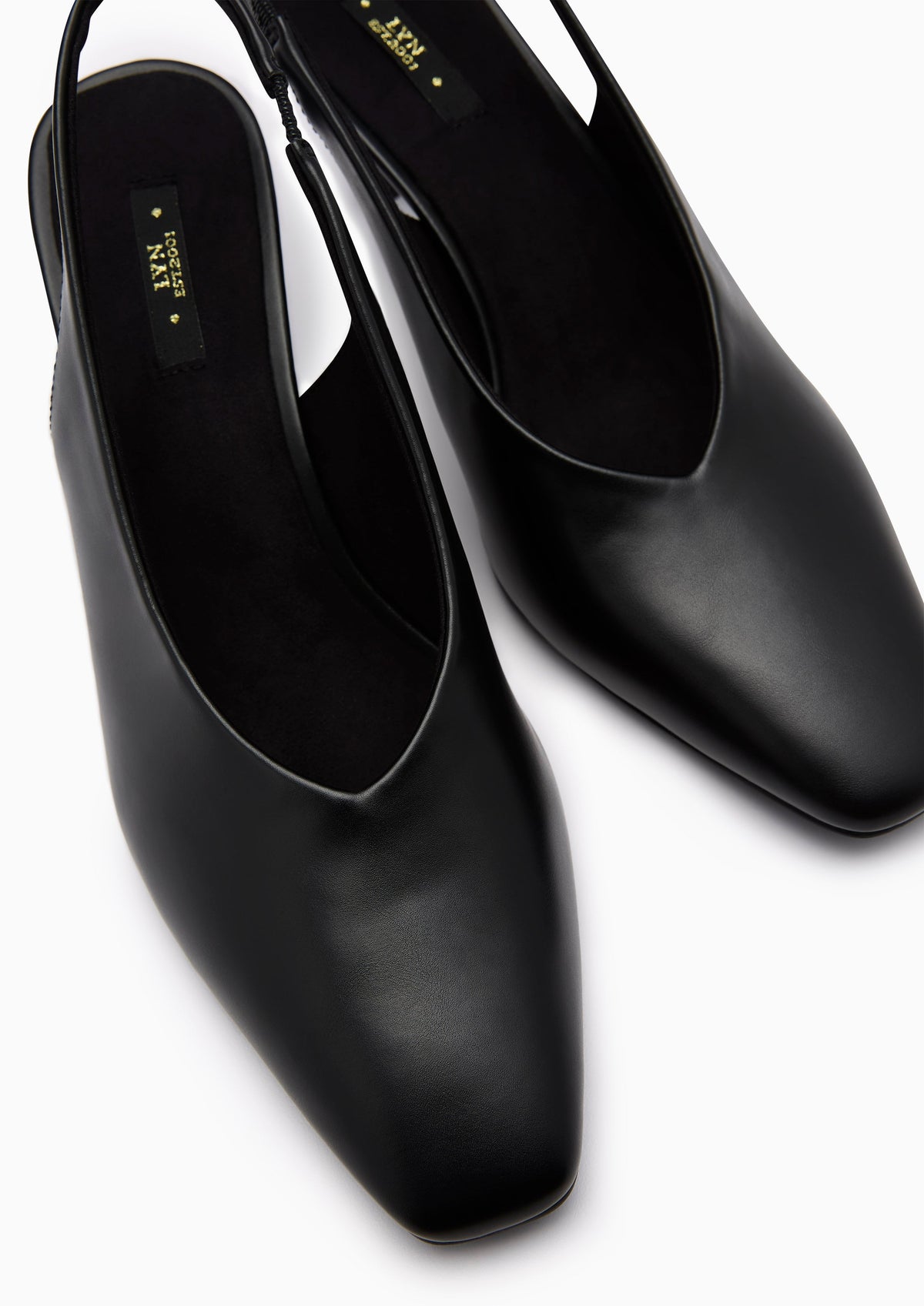 Sandie Flats And Sandals - Black