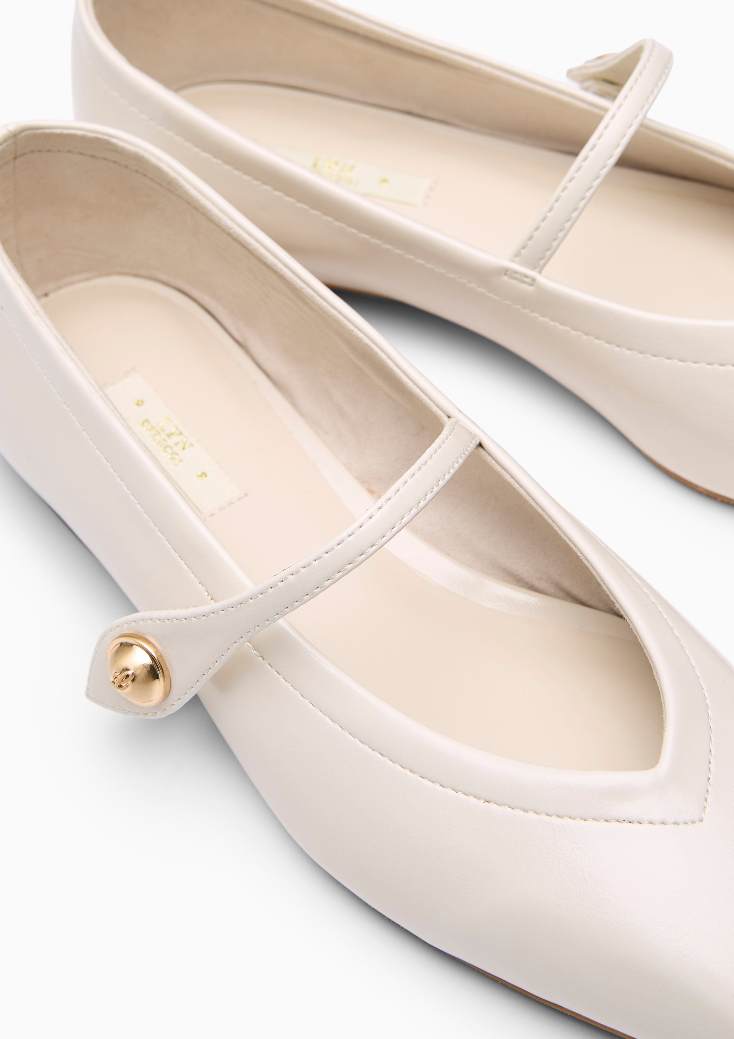 Mia Ballet Flats And Sandals - Ivory