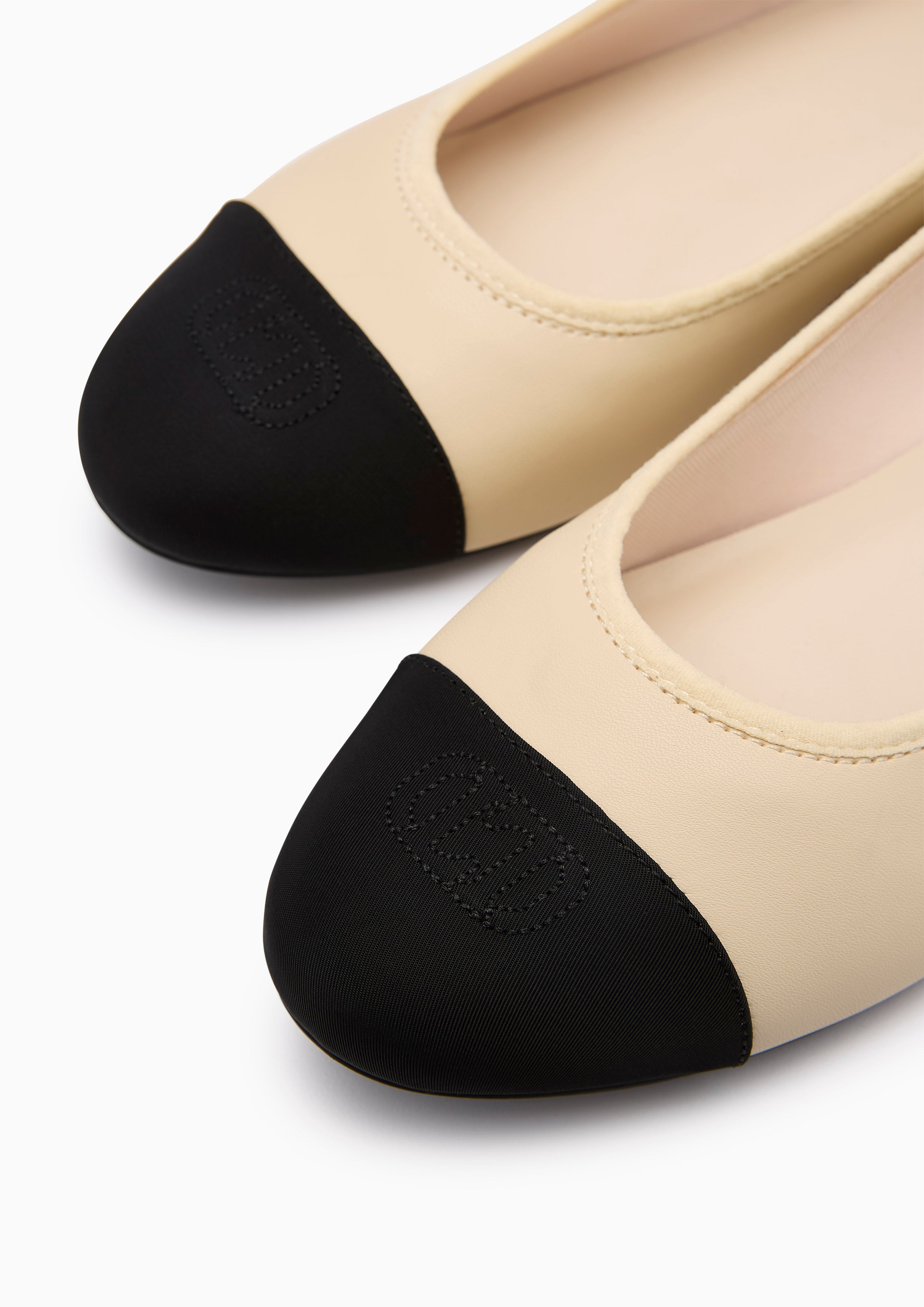 Izzy Flats And Sandals - Biege Variation 2