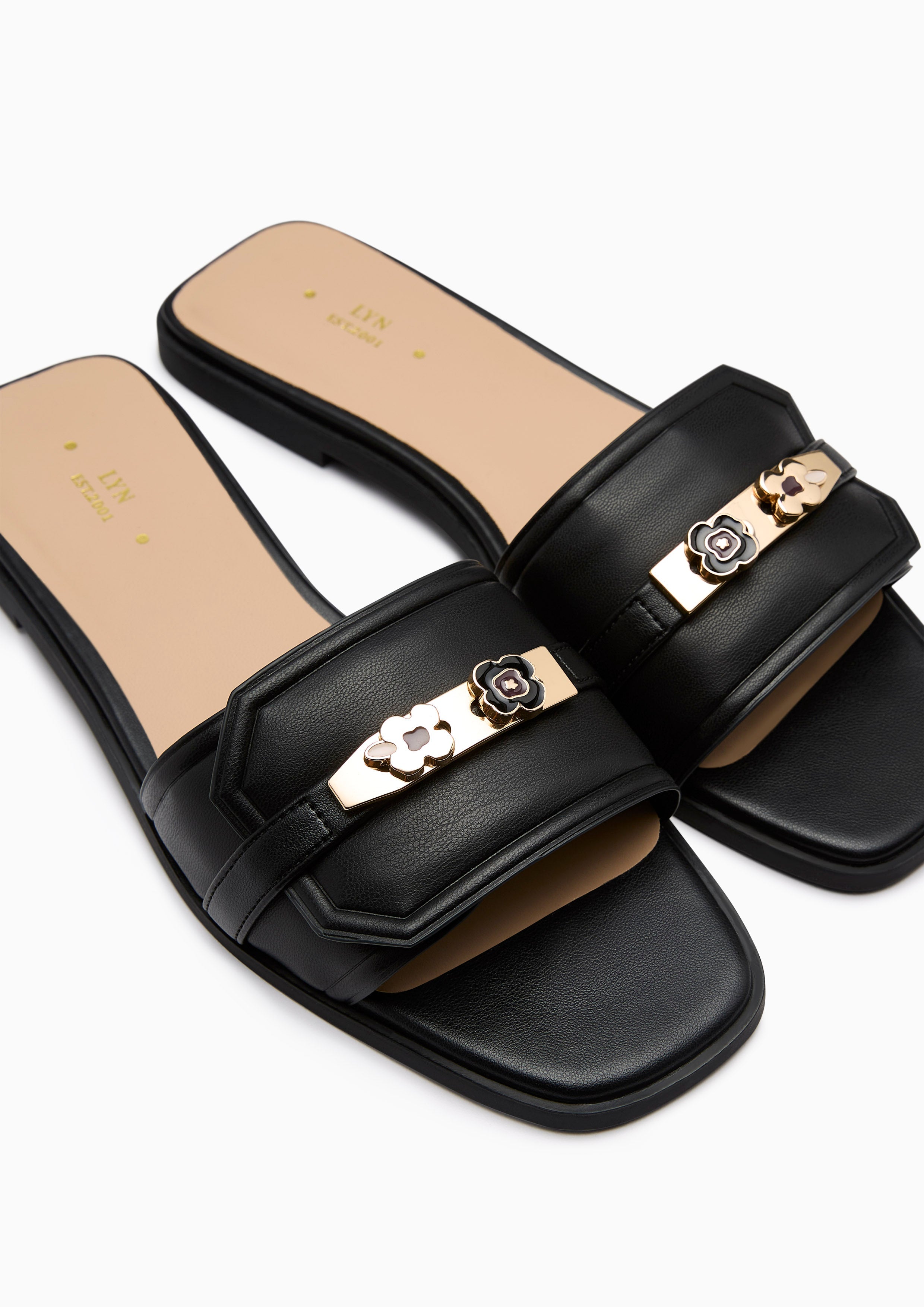 Master Poppy Flats And Sandals - Black