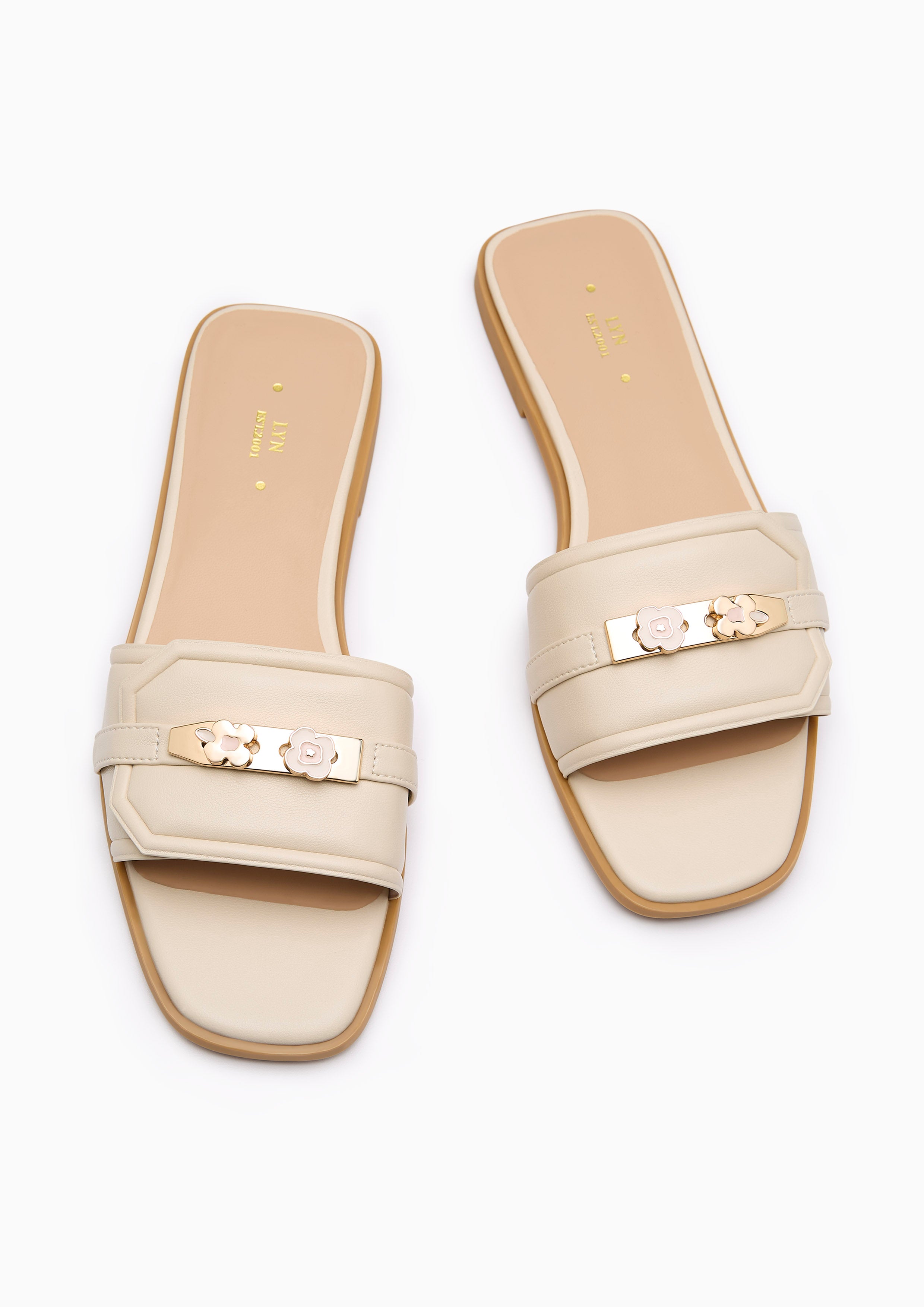 Master Poppy Flats And Sandals - Ivory