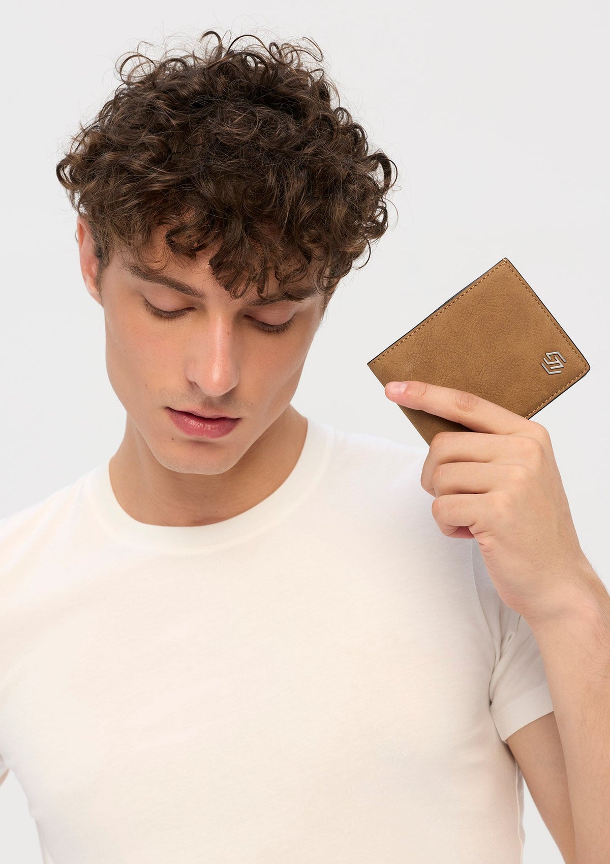 Everest Infinite Bi-Fold  Wallet- Light Brown