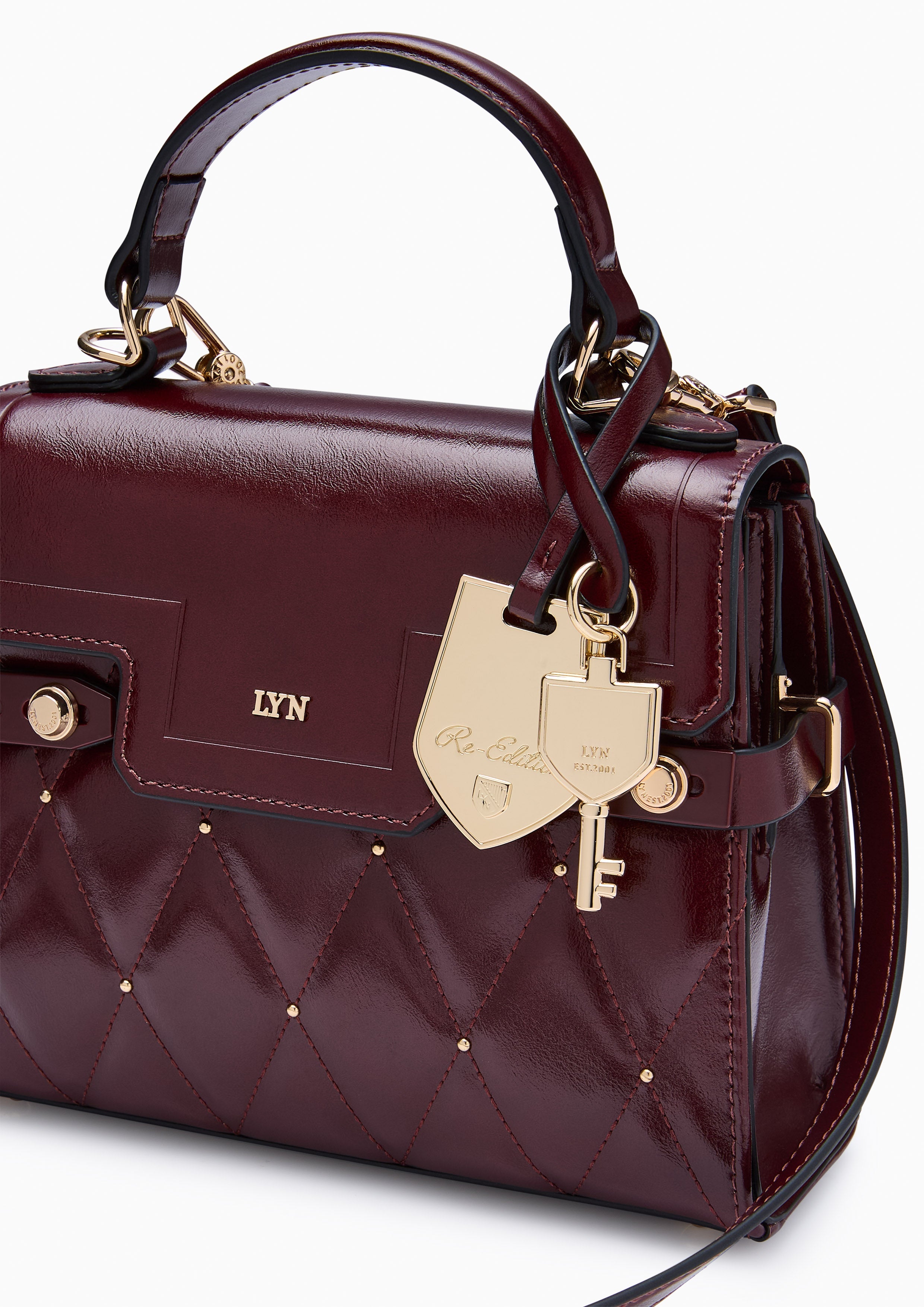 Hera Fineness Flap  S Crossbody Bag - Dark Red