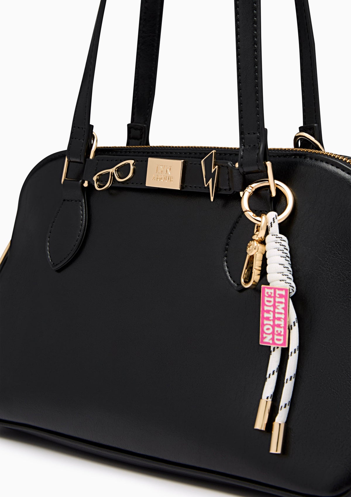 Cynthia Top Handle M Handbag - Black