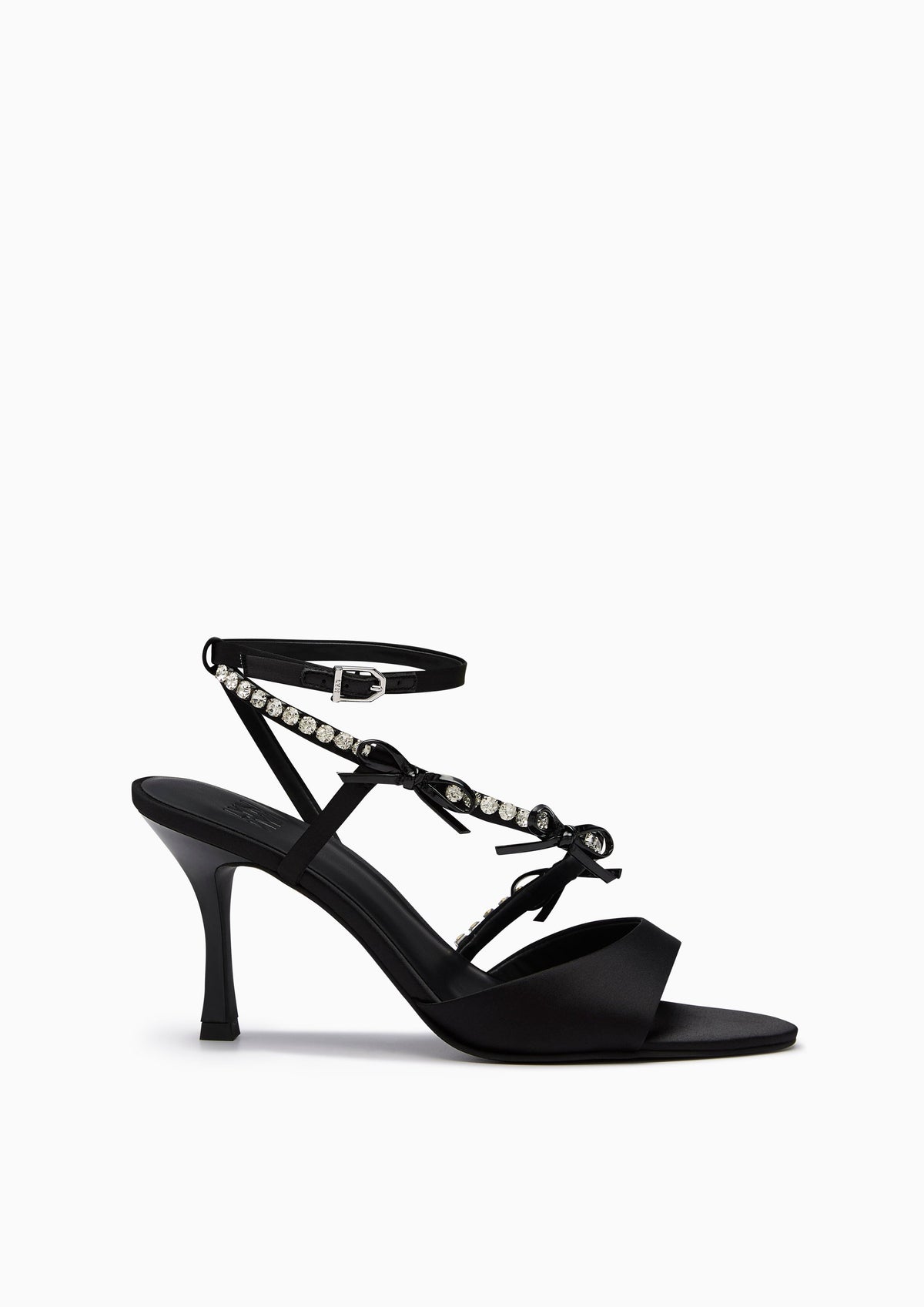 Bracy Flats And Sandals - Black