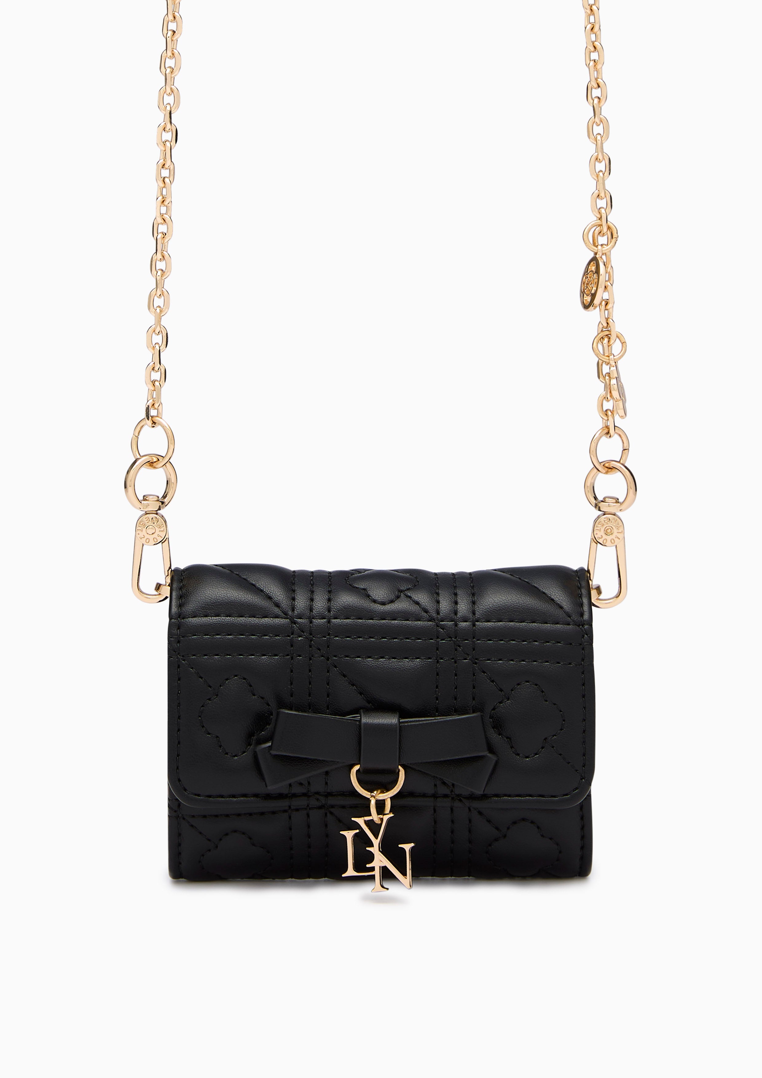 Baki Short  Wallet On Chain - Black