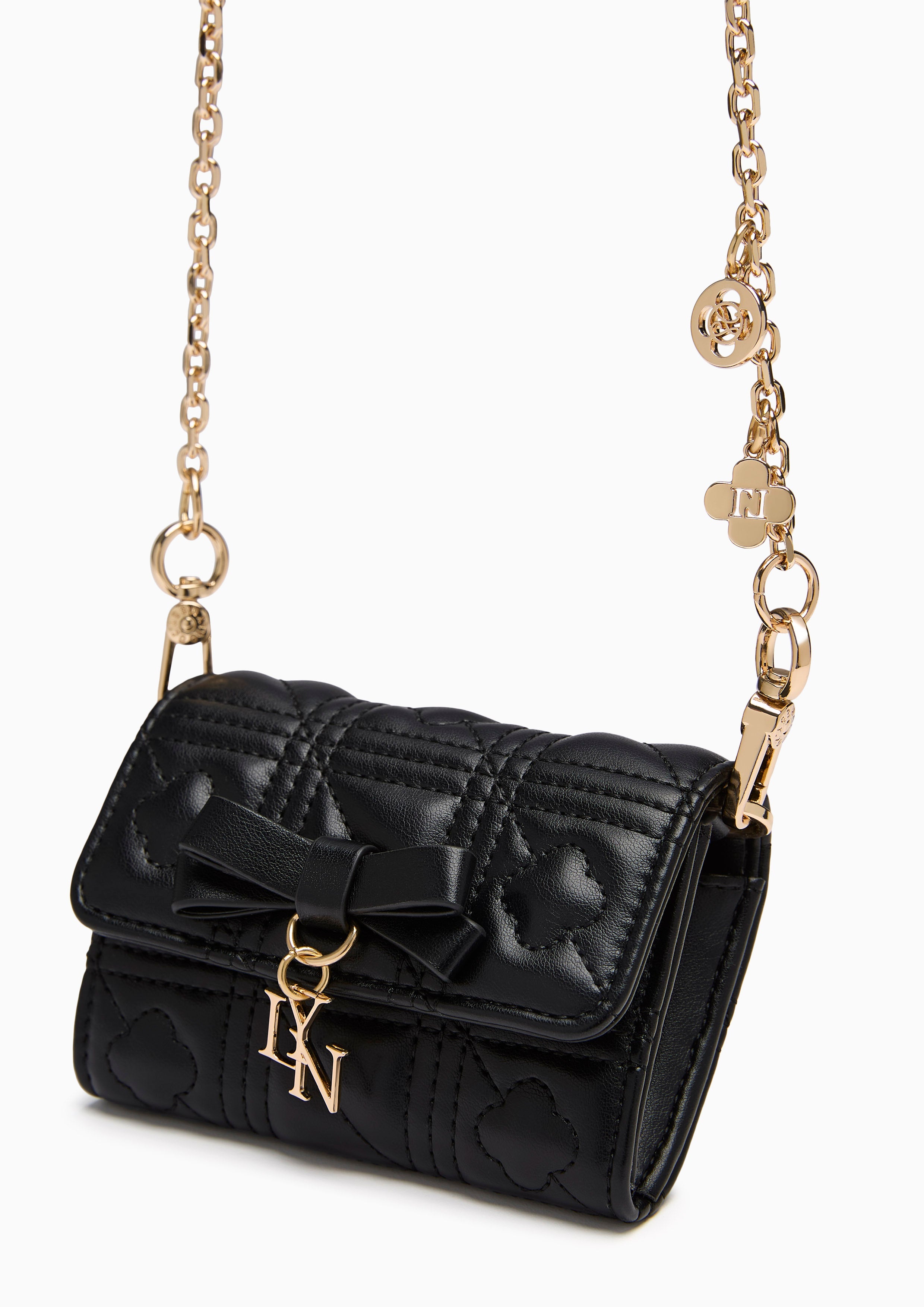 Baki Short  Wallet On Chain - Black