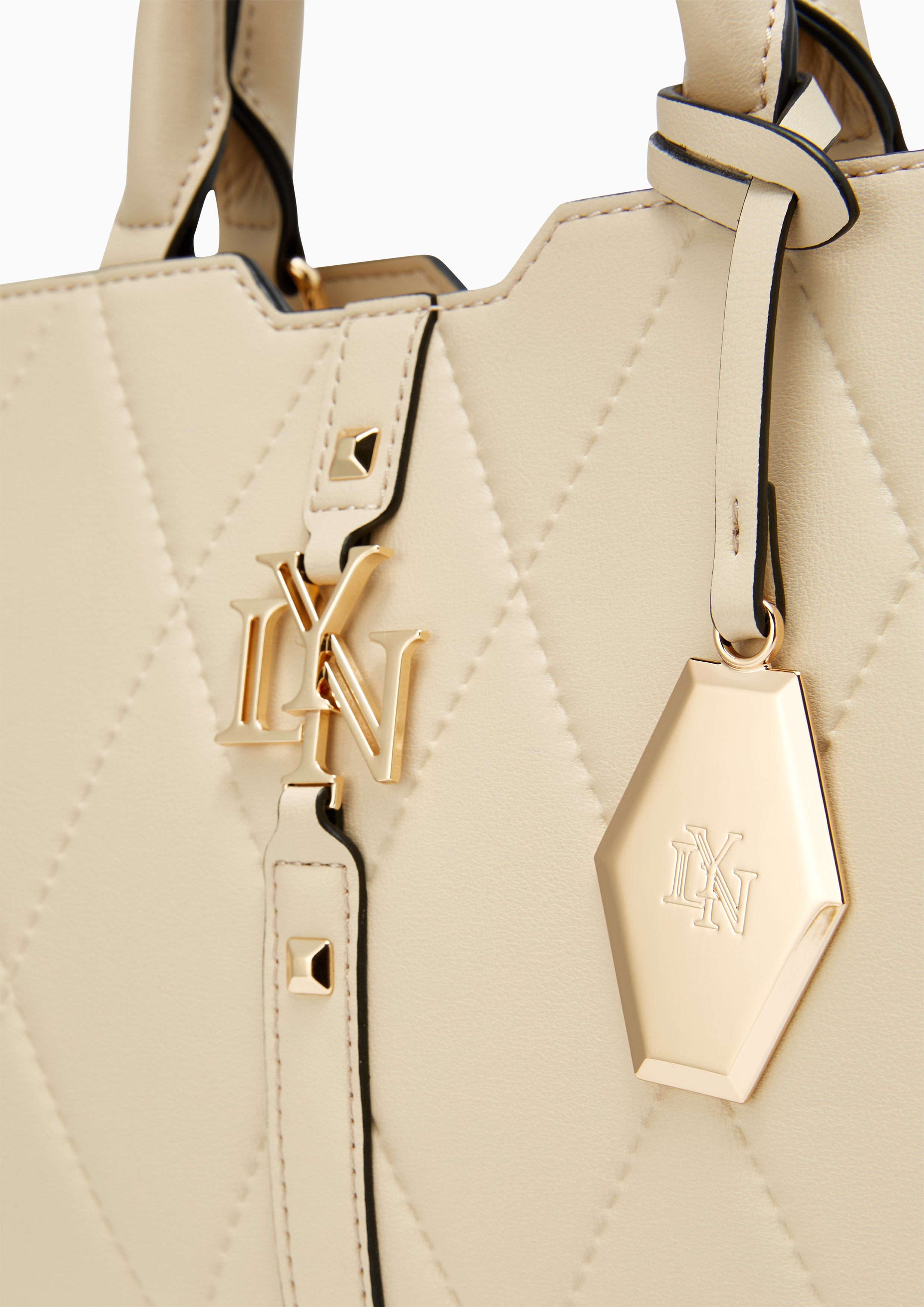 Galactiga Quilt M Handbag - Beige