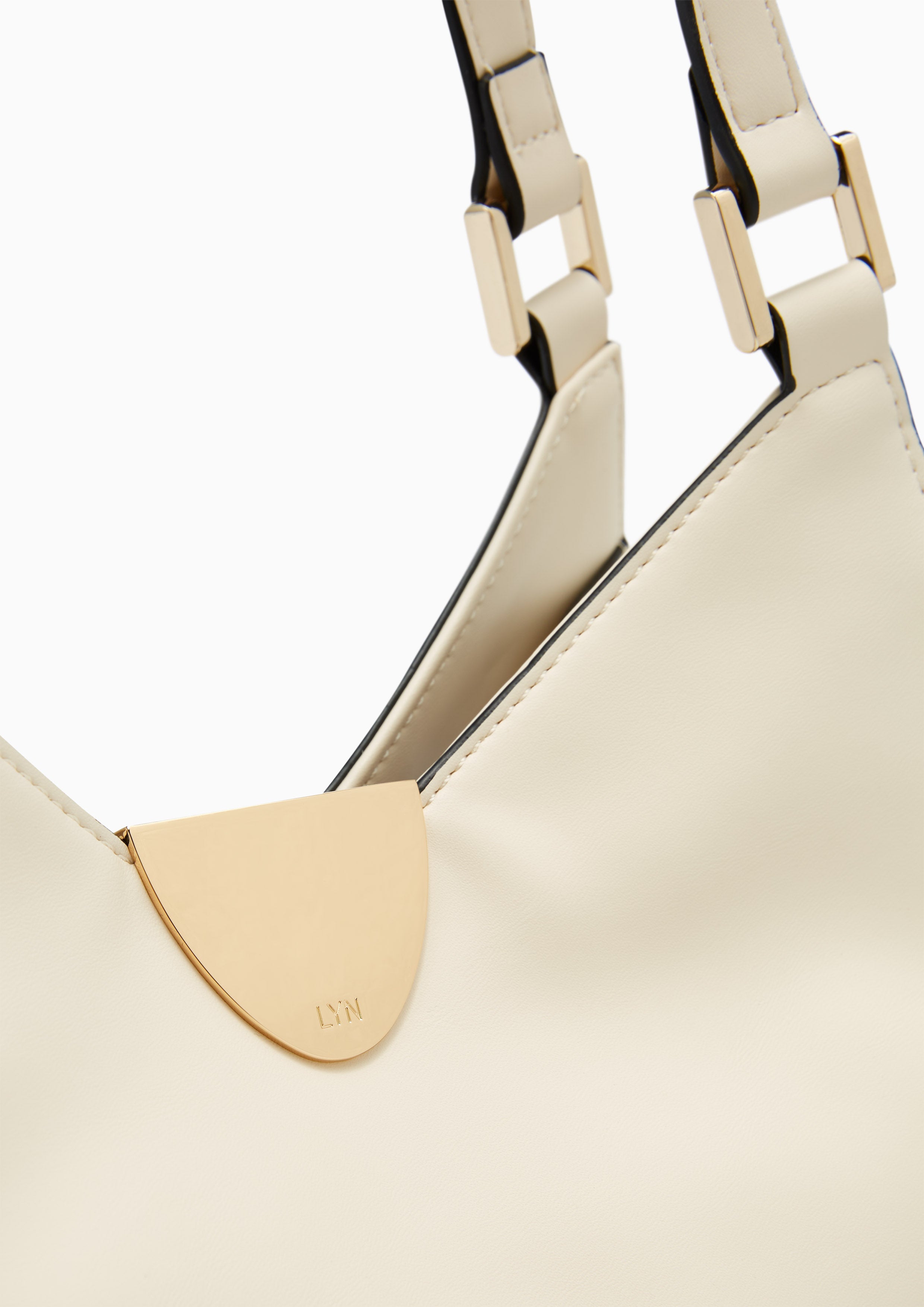 Avenue M Shoulder Bags - Ivory