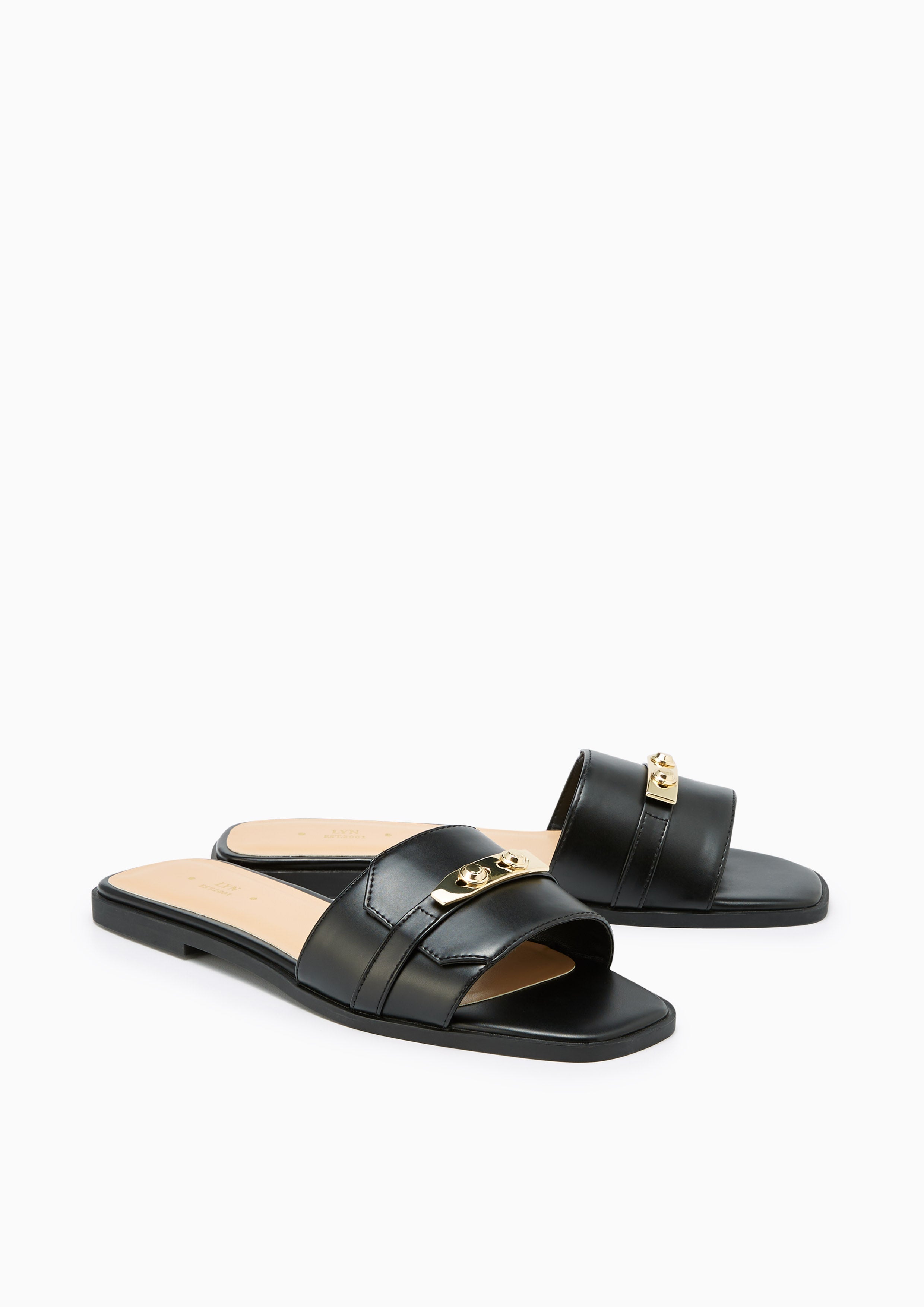 Master Flat Sandals - Black 2