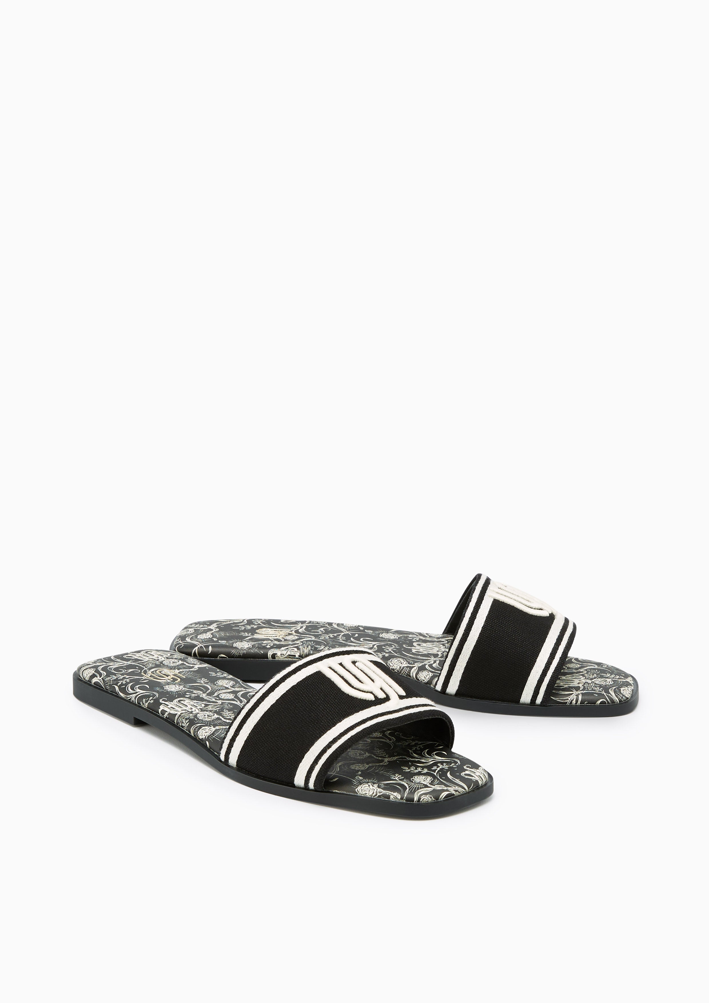 LYN INFINITE MAIDEN FLATS AND SANDALS - LYN VN