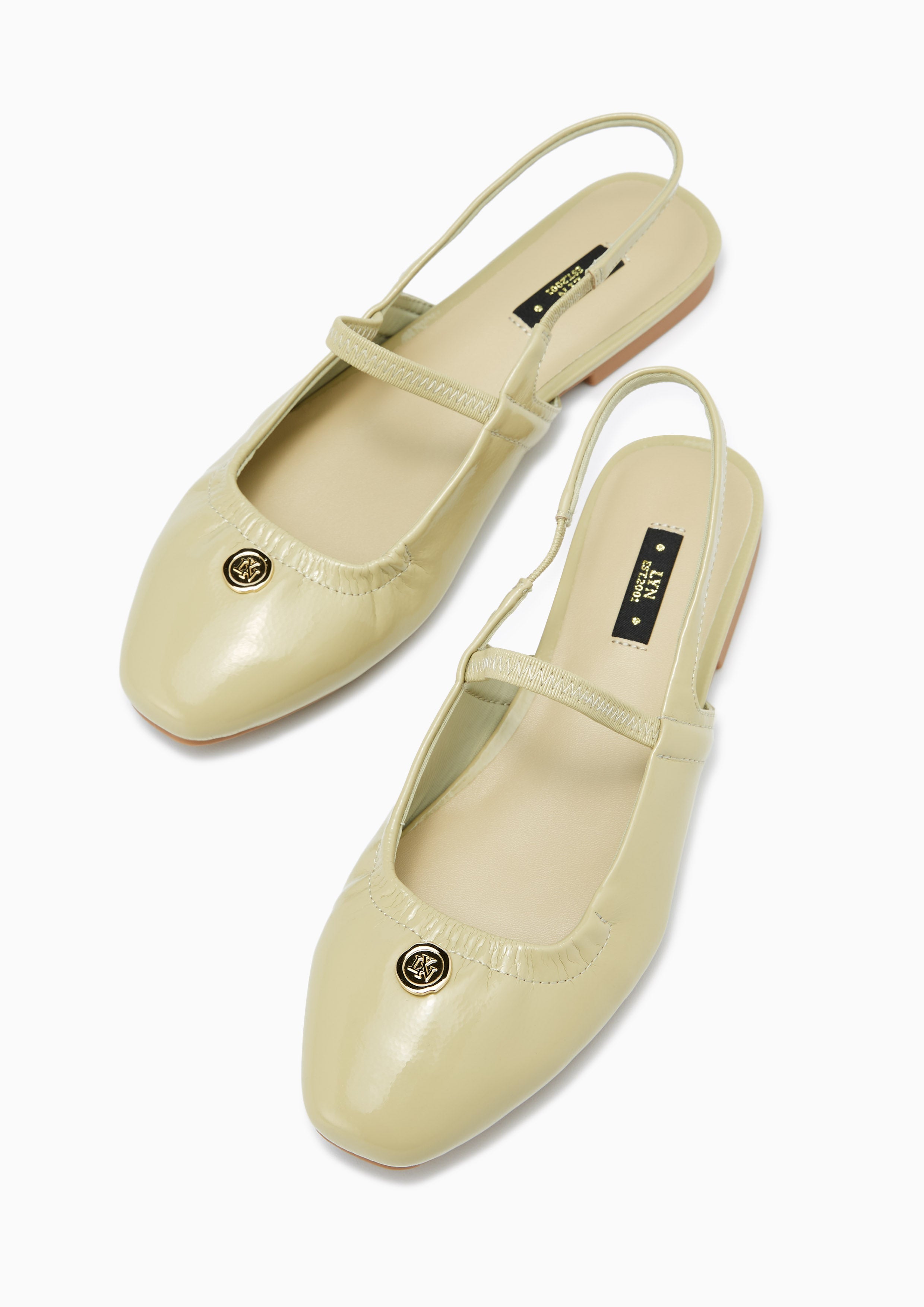 NORM FLATS AND SANDALS - LYN VN