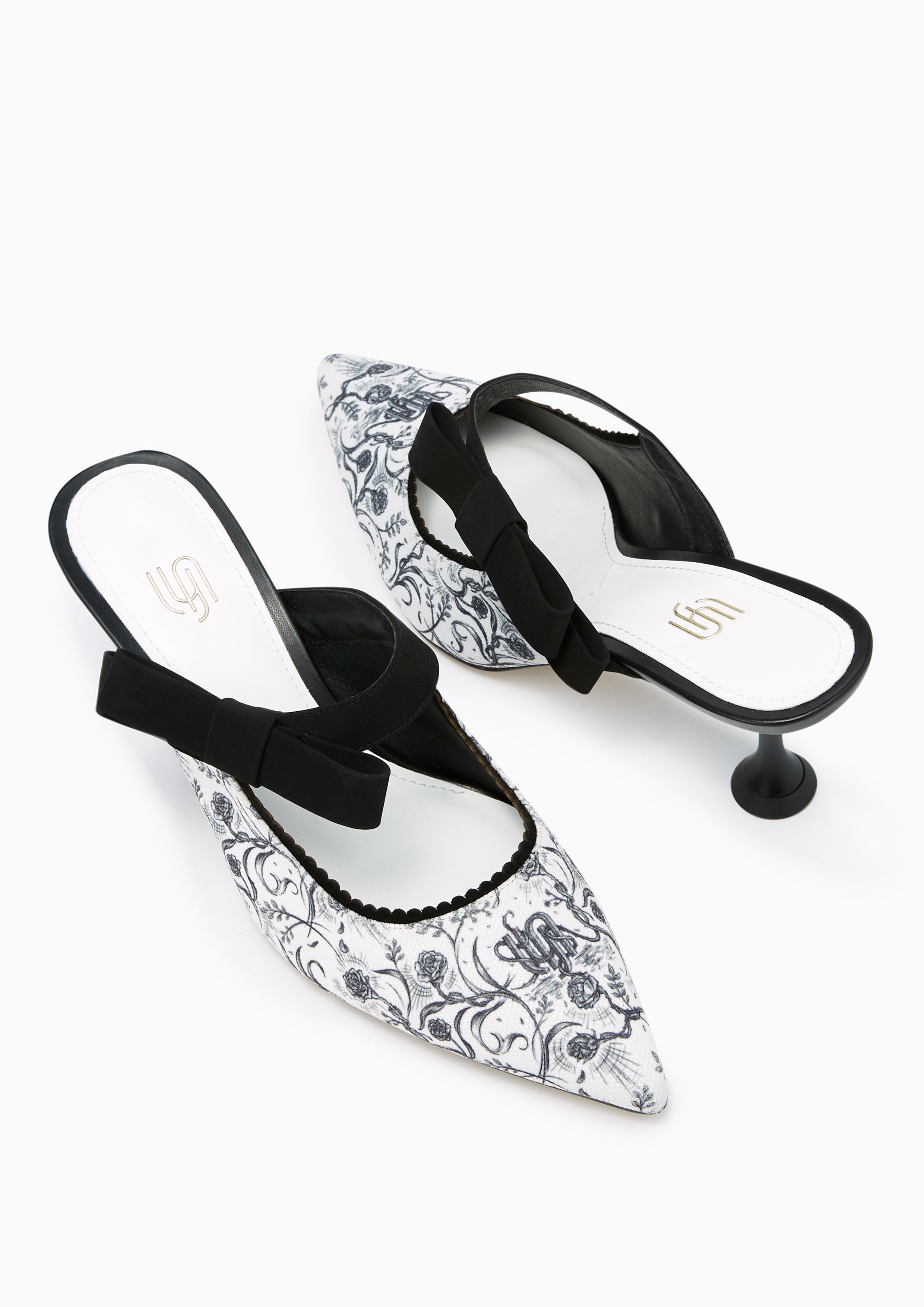 LYN INFINITE MAIDEN FLATS AND SANDALS - LYN VN