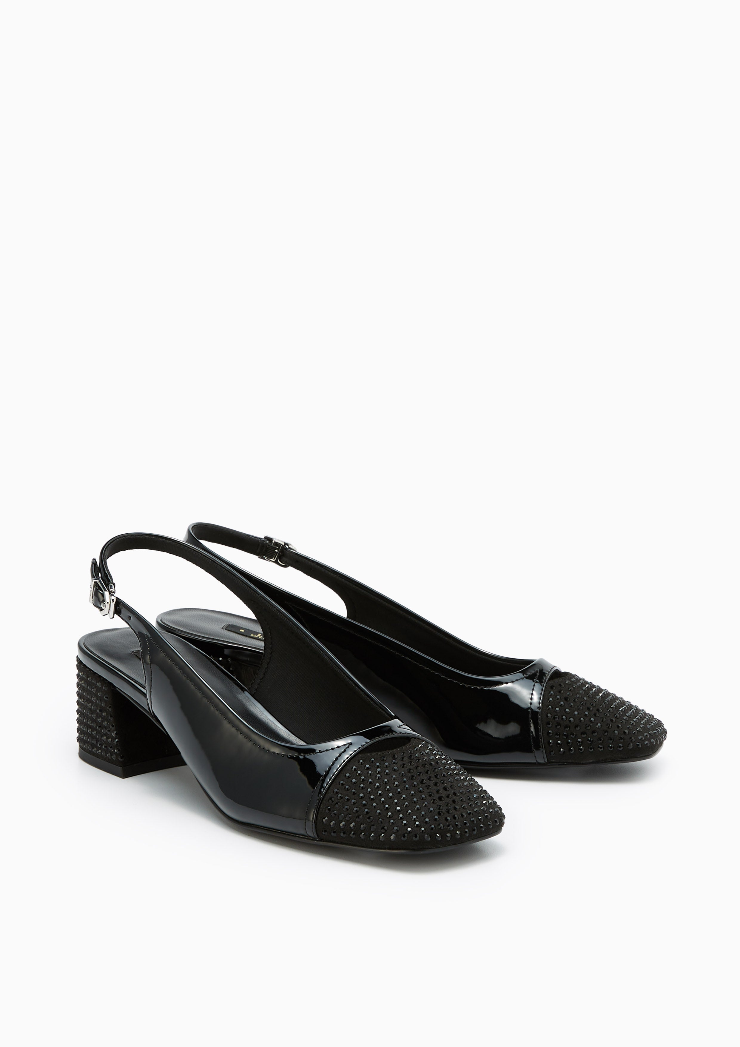 Celes Flats And Sandals - Black