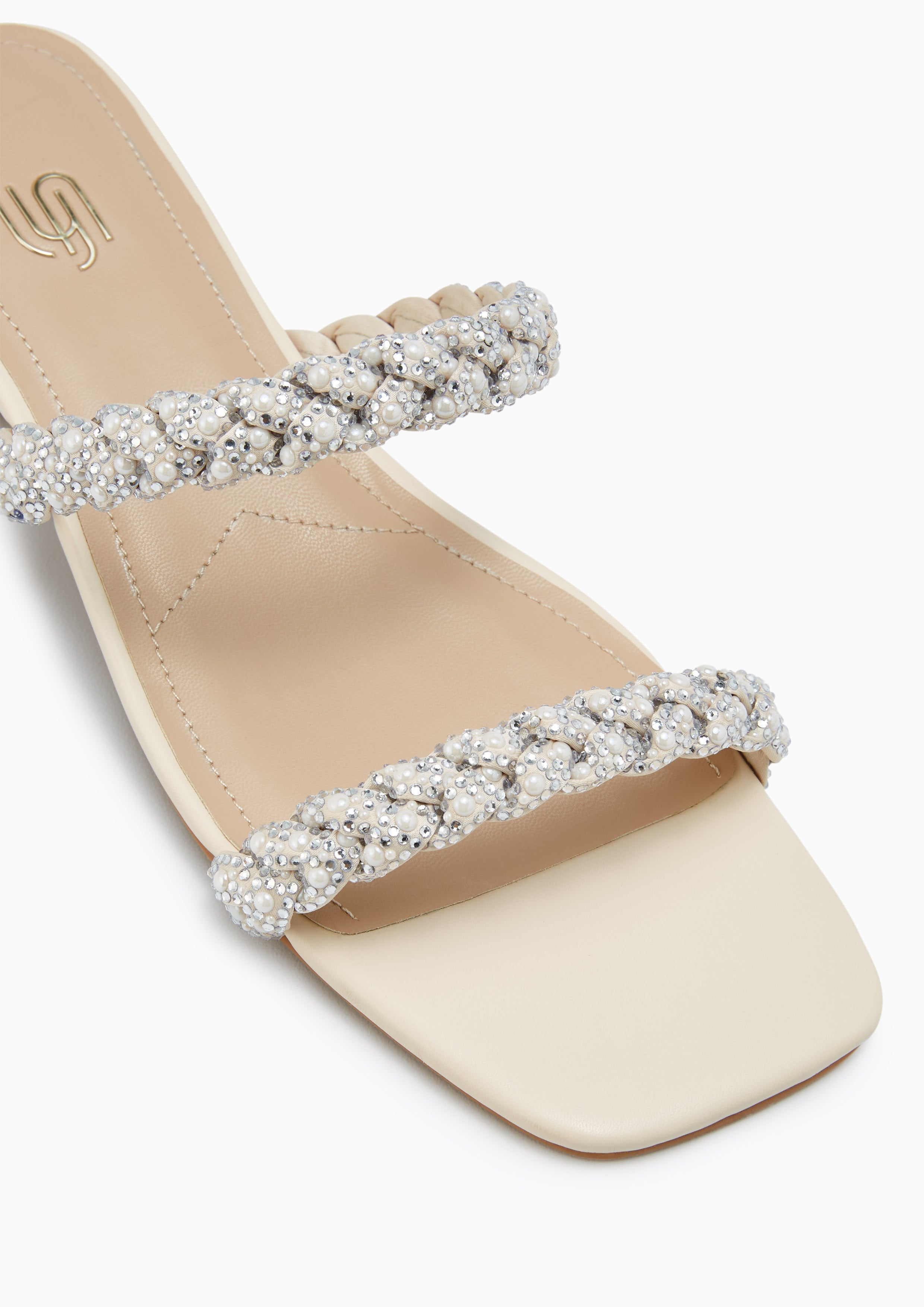 Promise Pearl Infinite Flats And Sandals - Ivory